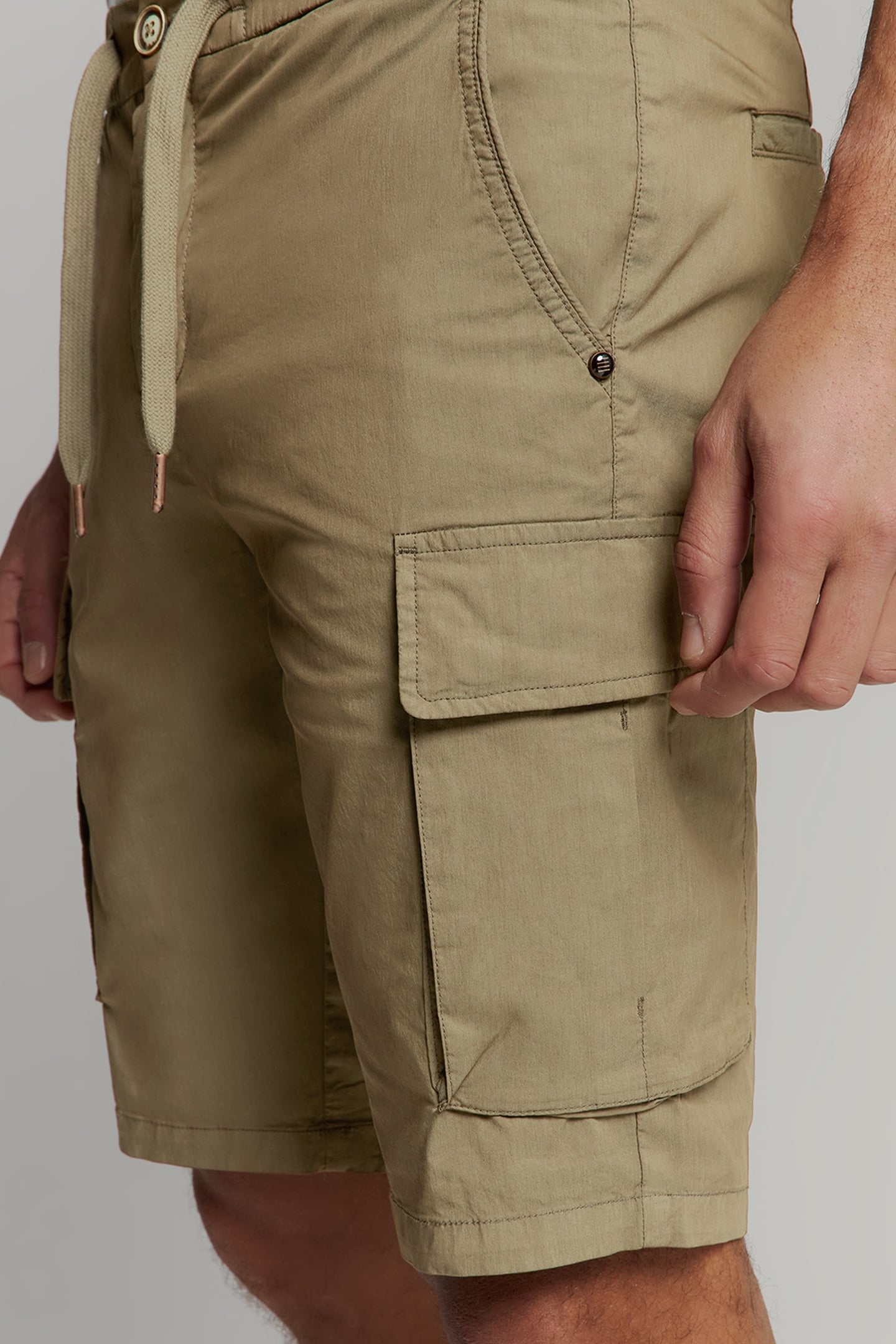 SHORT STRETCH CARGO GARMENT DYED KHAKI 2
