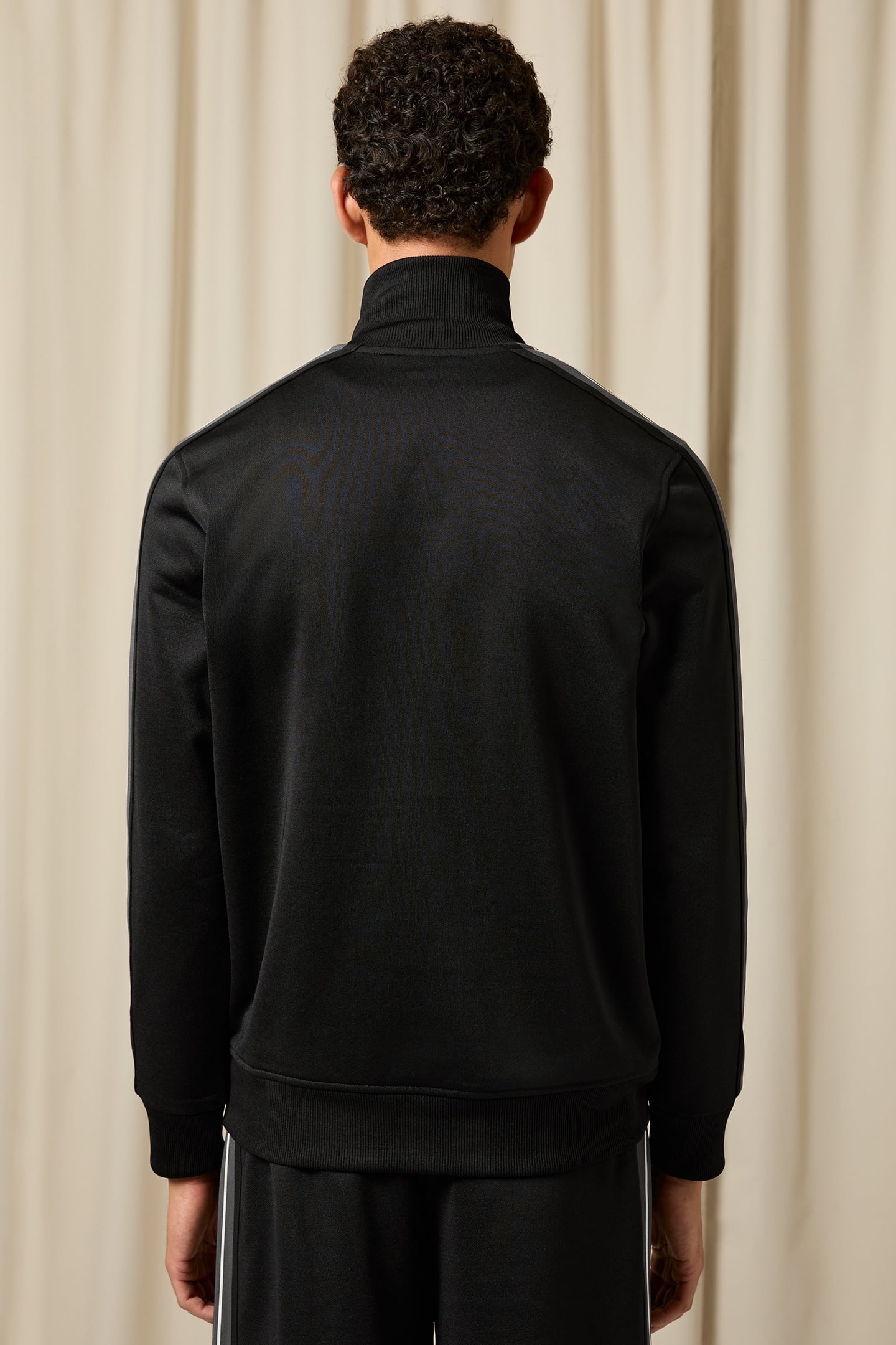 LS ZIP THROUGH MOTIF TRACK TOP BLACK 2