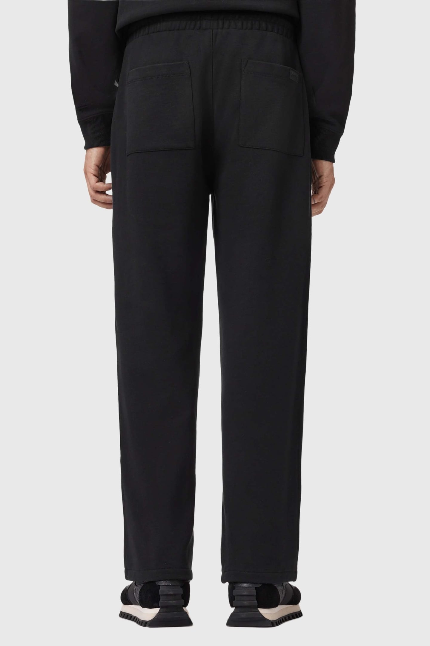 MILO SWEATPANT JET BLACK 2