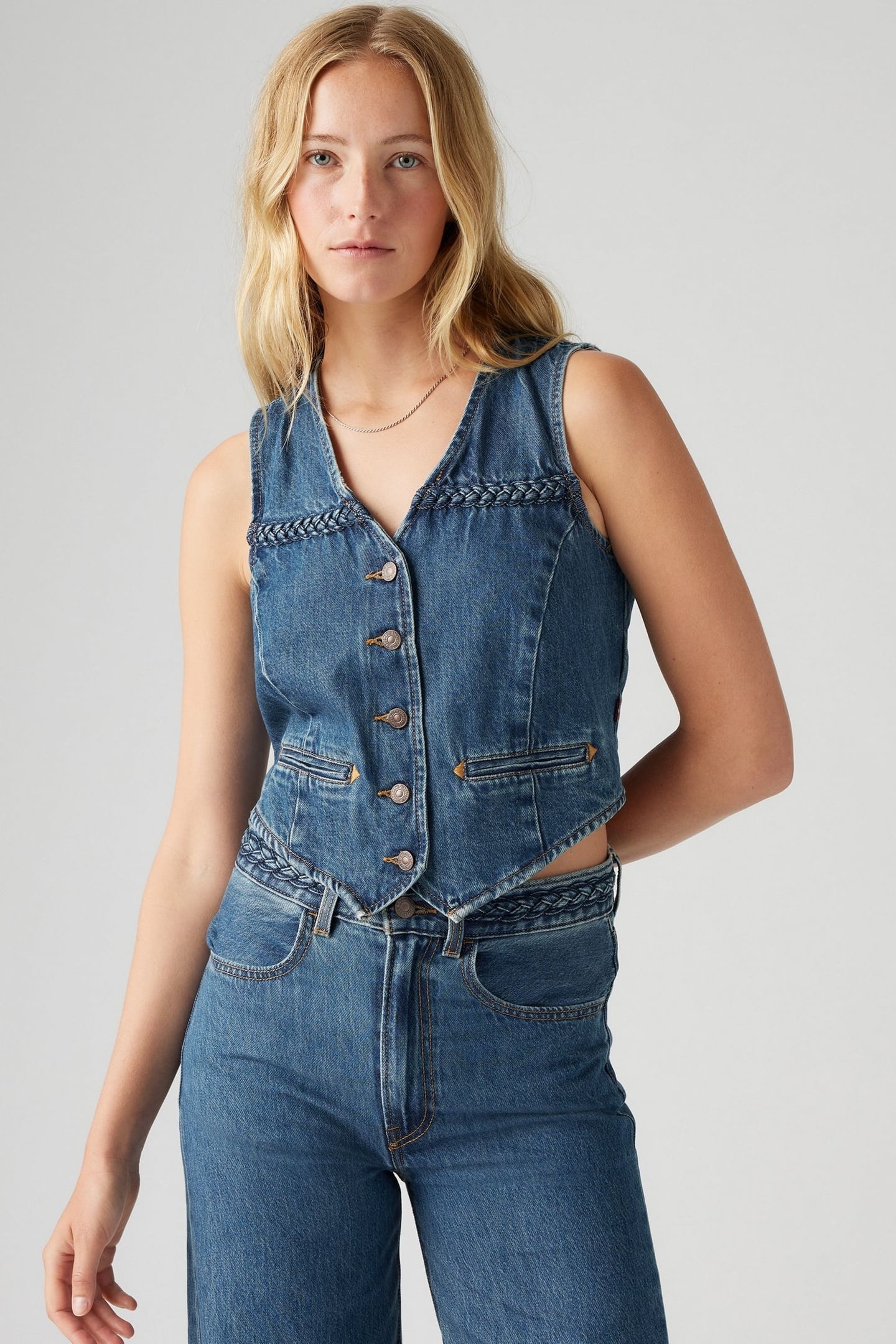 BRAIDED LIGHTWEIGHT VEST BLUE 1