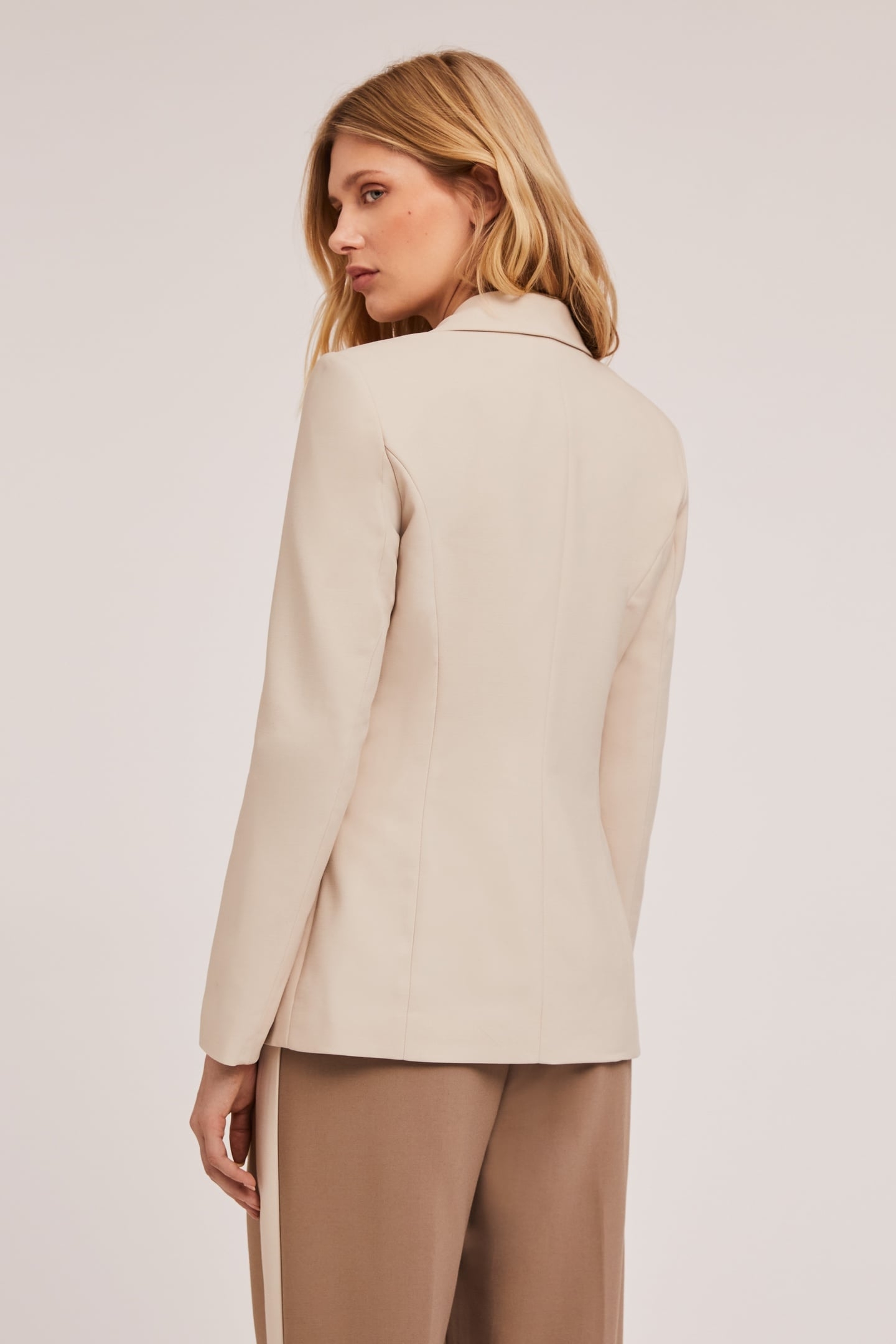 SHORT BLAZER JACKET WHITE 2