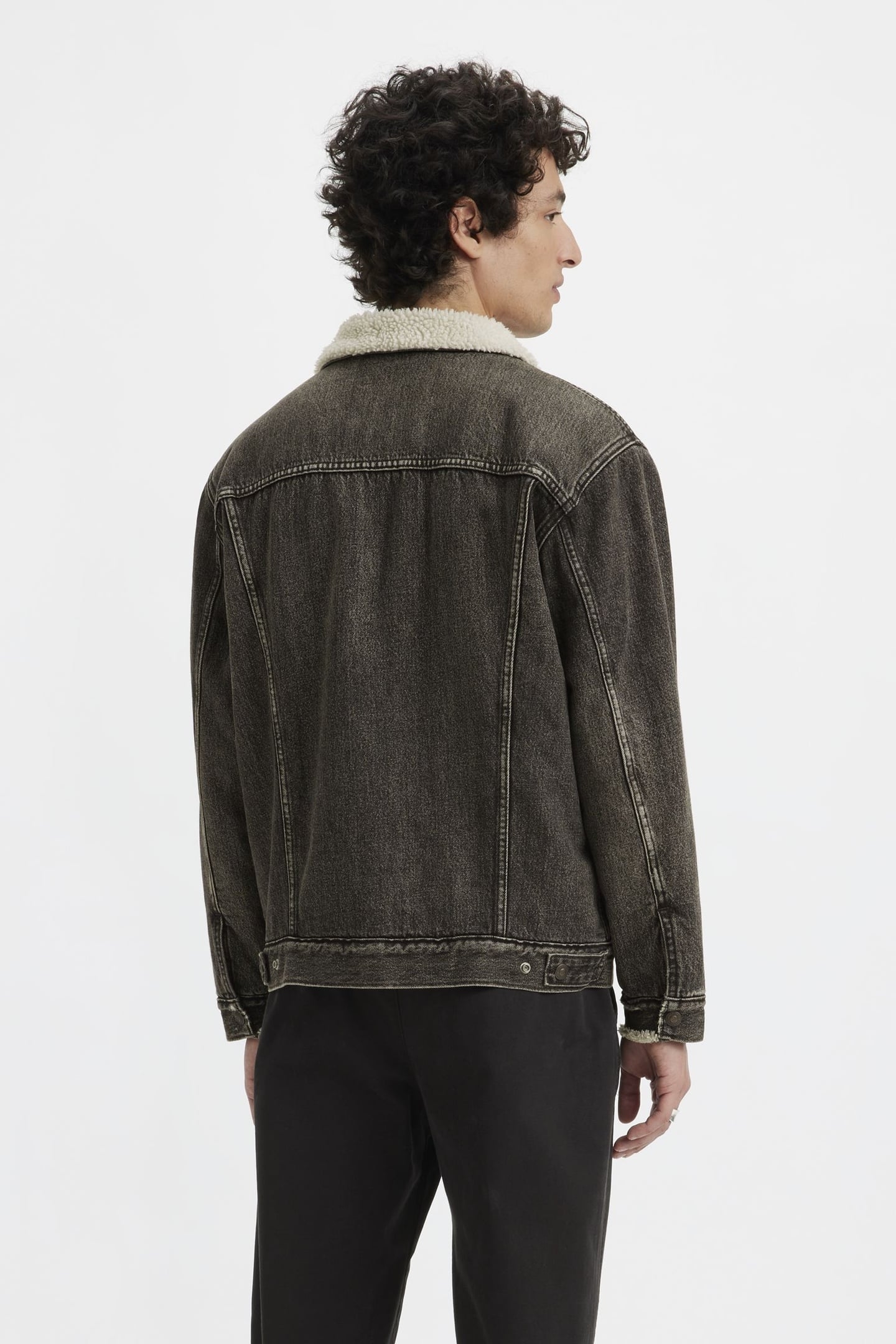 RELAXED FIT SHERPA TRUCKER JACKET BLACK 2