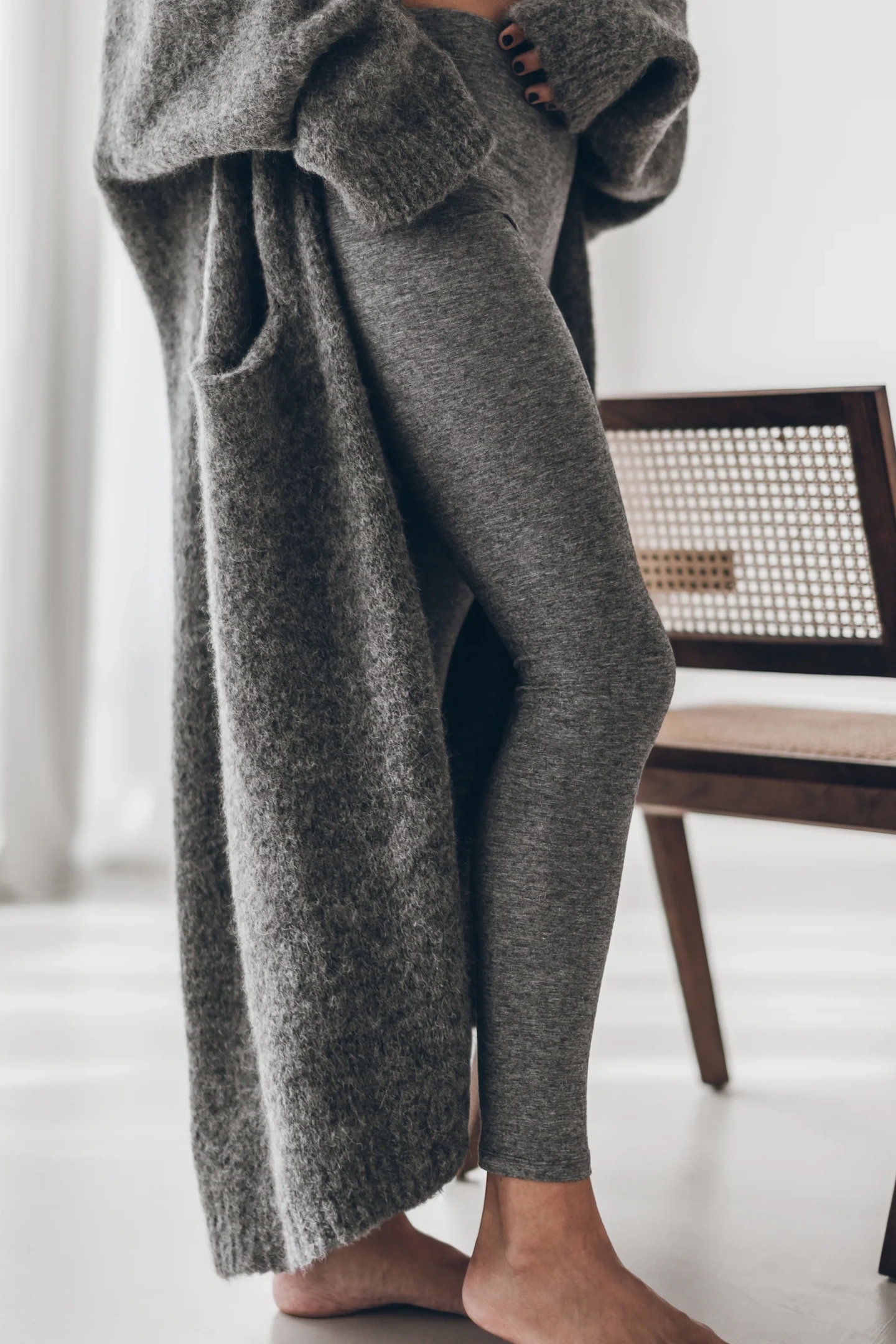THE GREY COMFY LEGGINGS 2