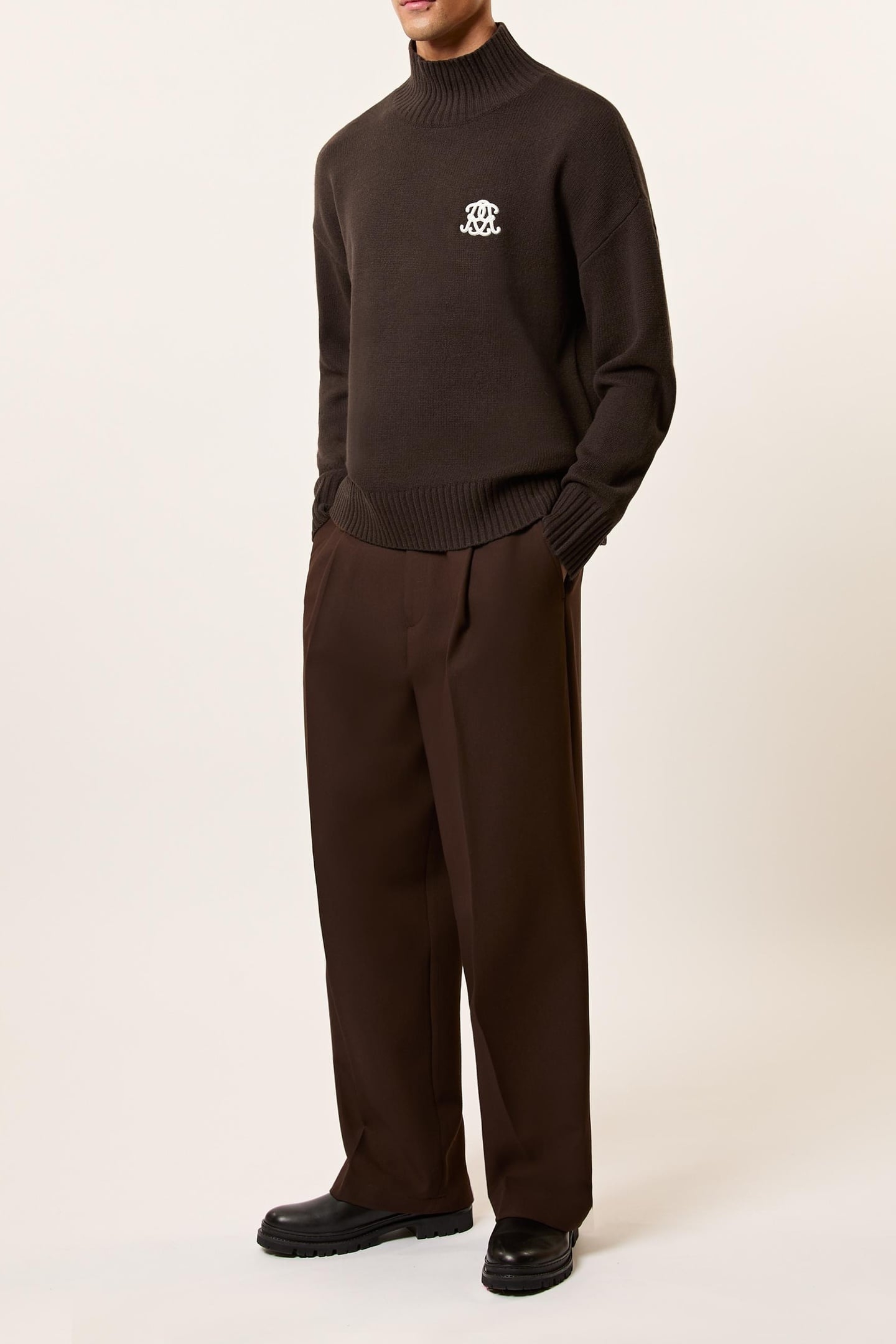 LS EMBROIDERED KNITTED STAND NECK JUMPER DARK BROWN 3