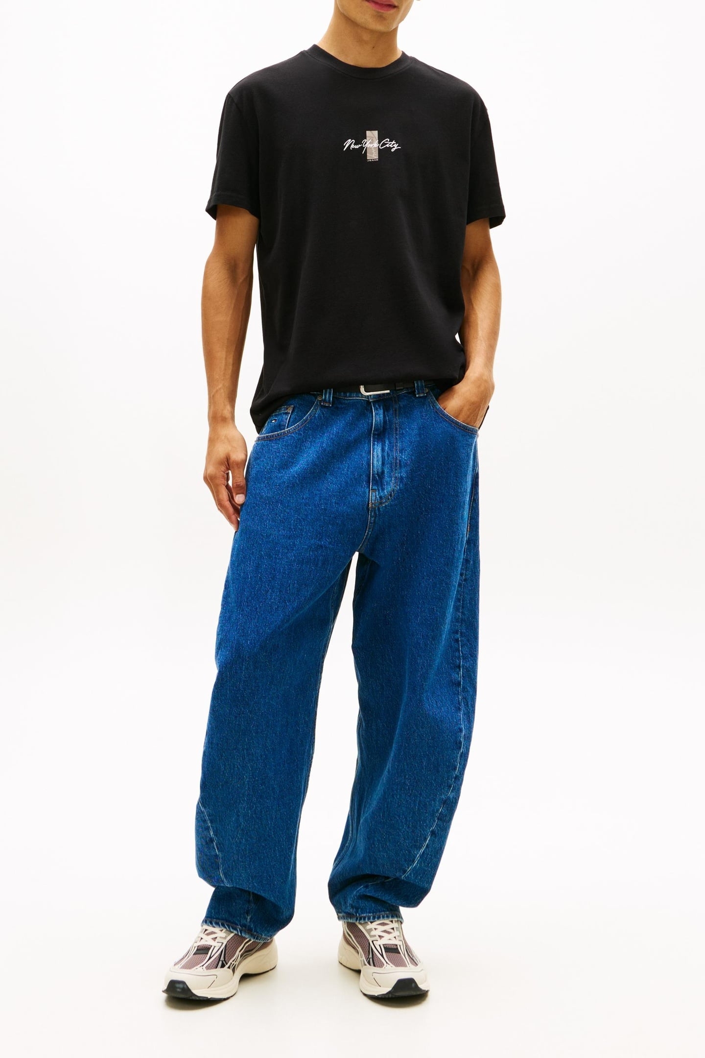 REGULAR BLOCK SIGN T-SHIRT BLACK 1