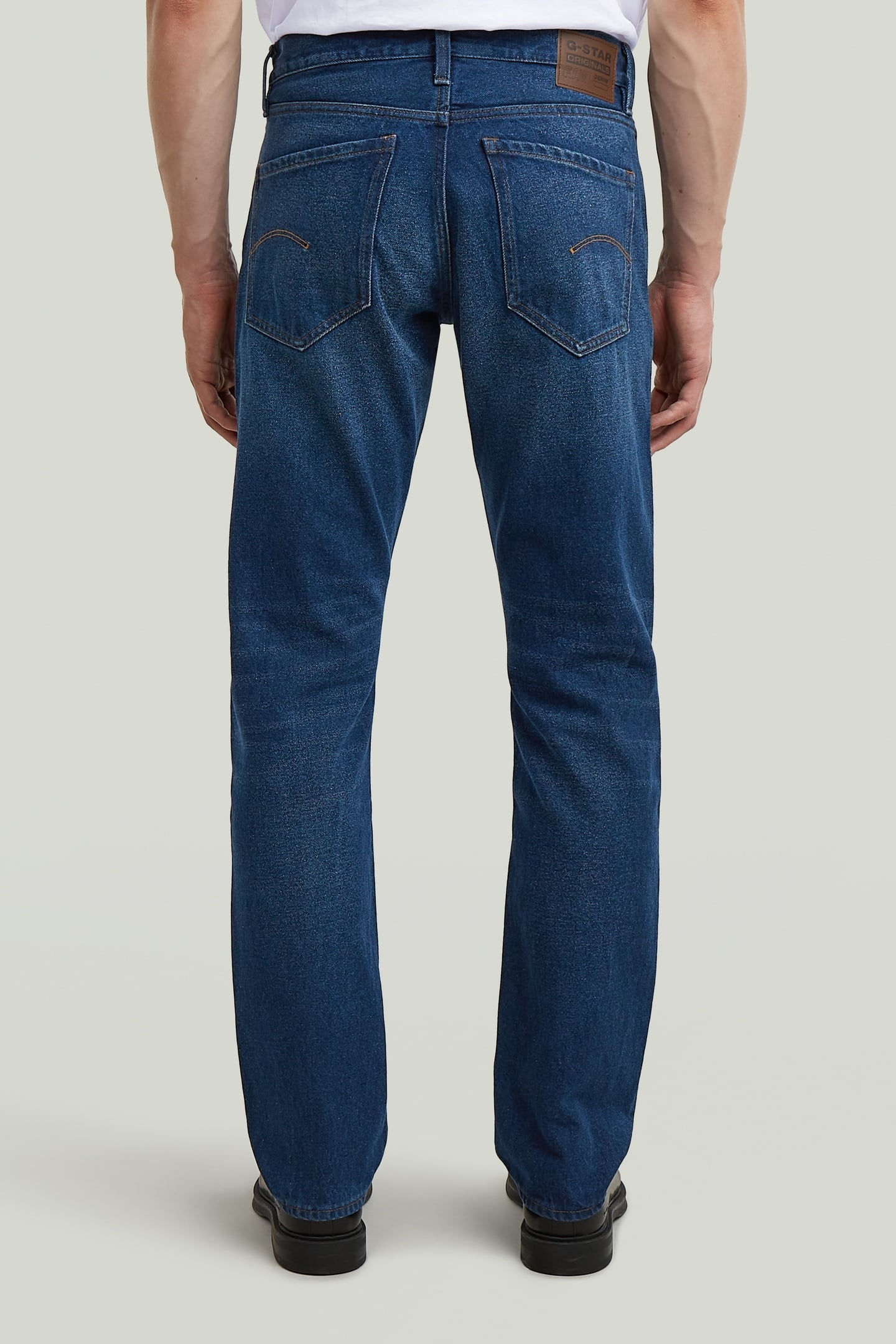 MOSA STRAIGHT JEANS WORN IN DUSK BLUE 3