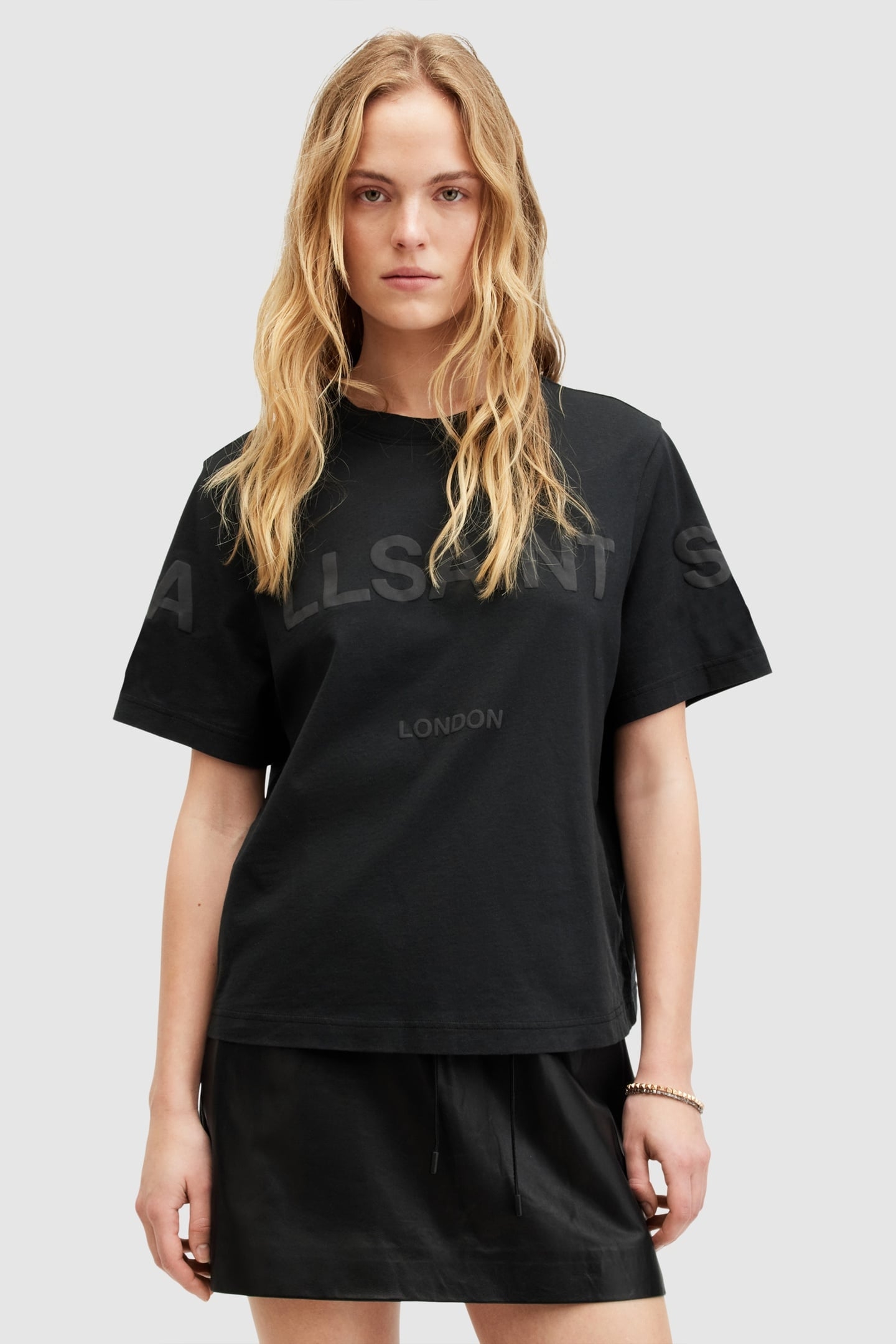 LISA BIGGY TEE BLACK 2