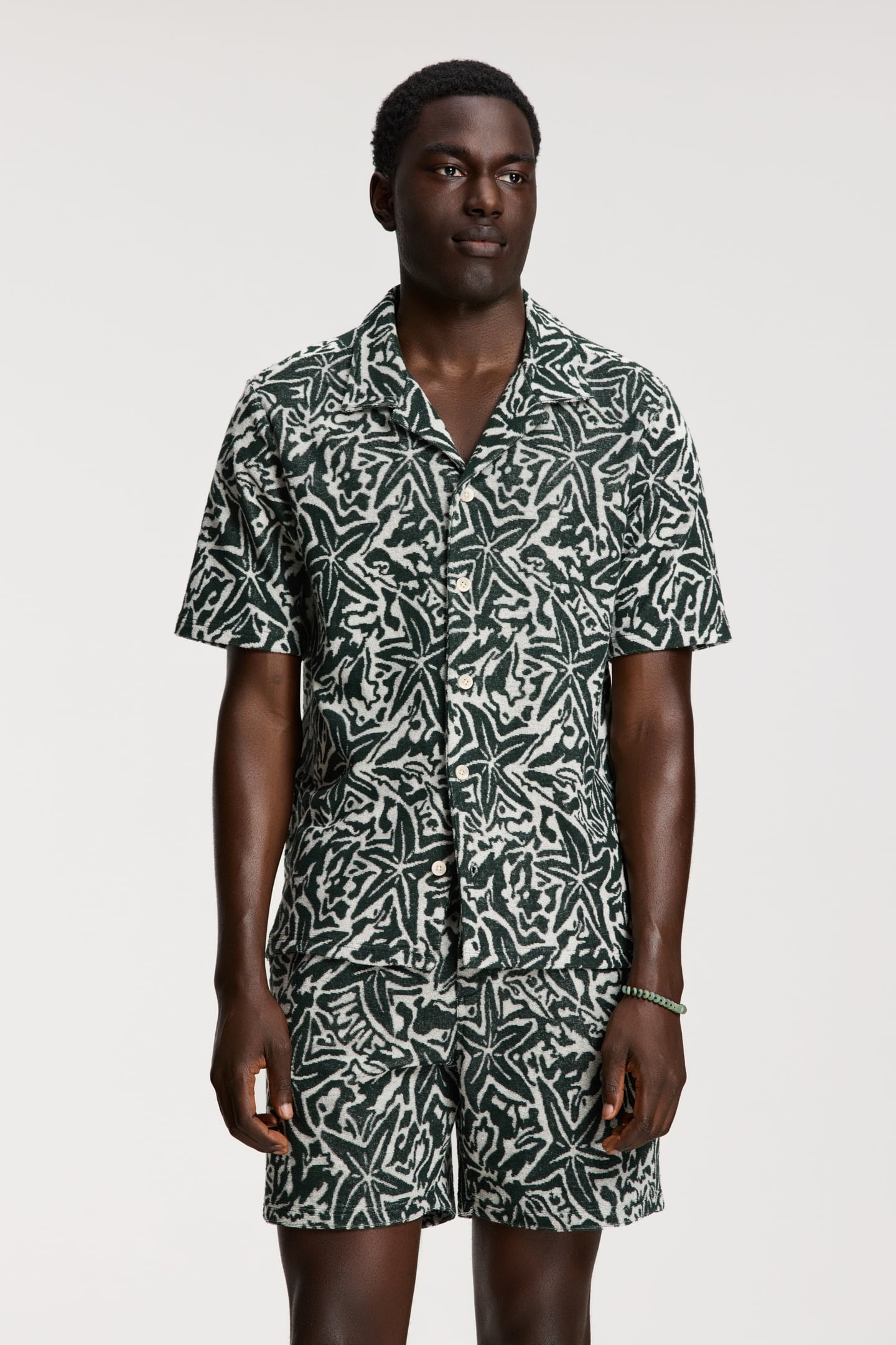 TONY TOWELING SHORTS GREEN LEAF STARFISH 3