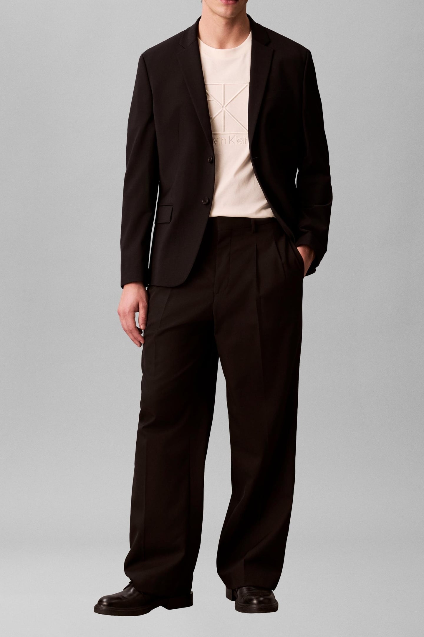 SS RELAXED PREMIUM TEE ANTIQUE WHITE 6