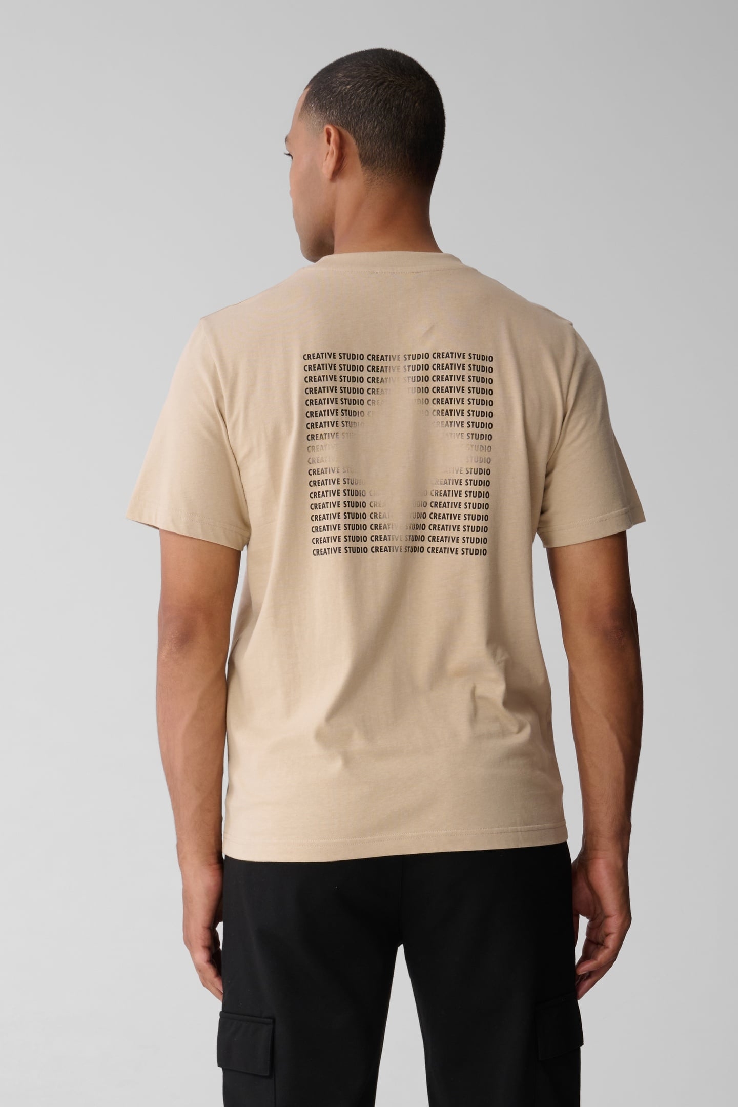 MA-SBTEXT BOX T-SHIRT SAND 2