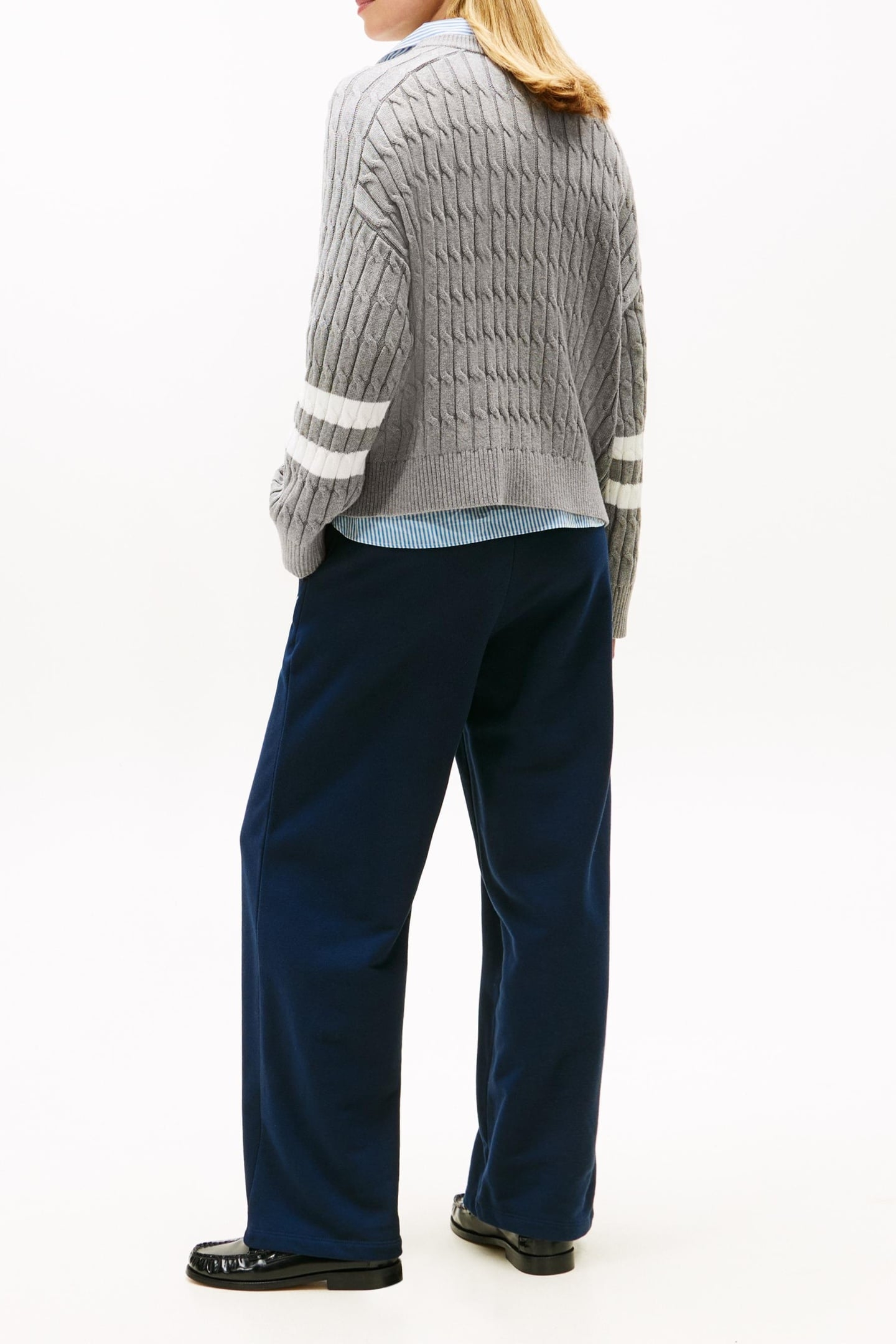 LOGO EMBROIDERY RELAXED CABLE KNIT JUMPER MED HEATHER GREY 5