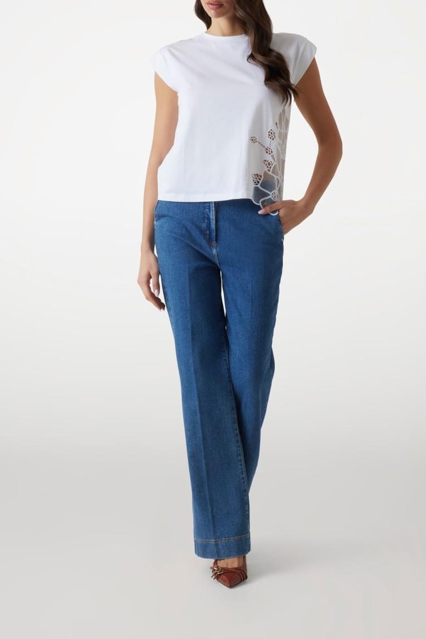 MARCIANO BY GUESS NADJA ROUND NECK TSHIRT TRUE WHITE 1