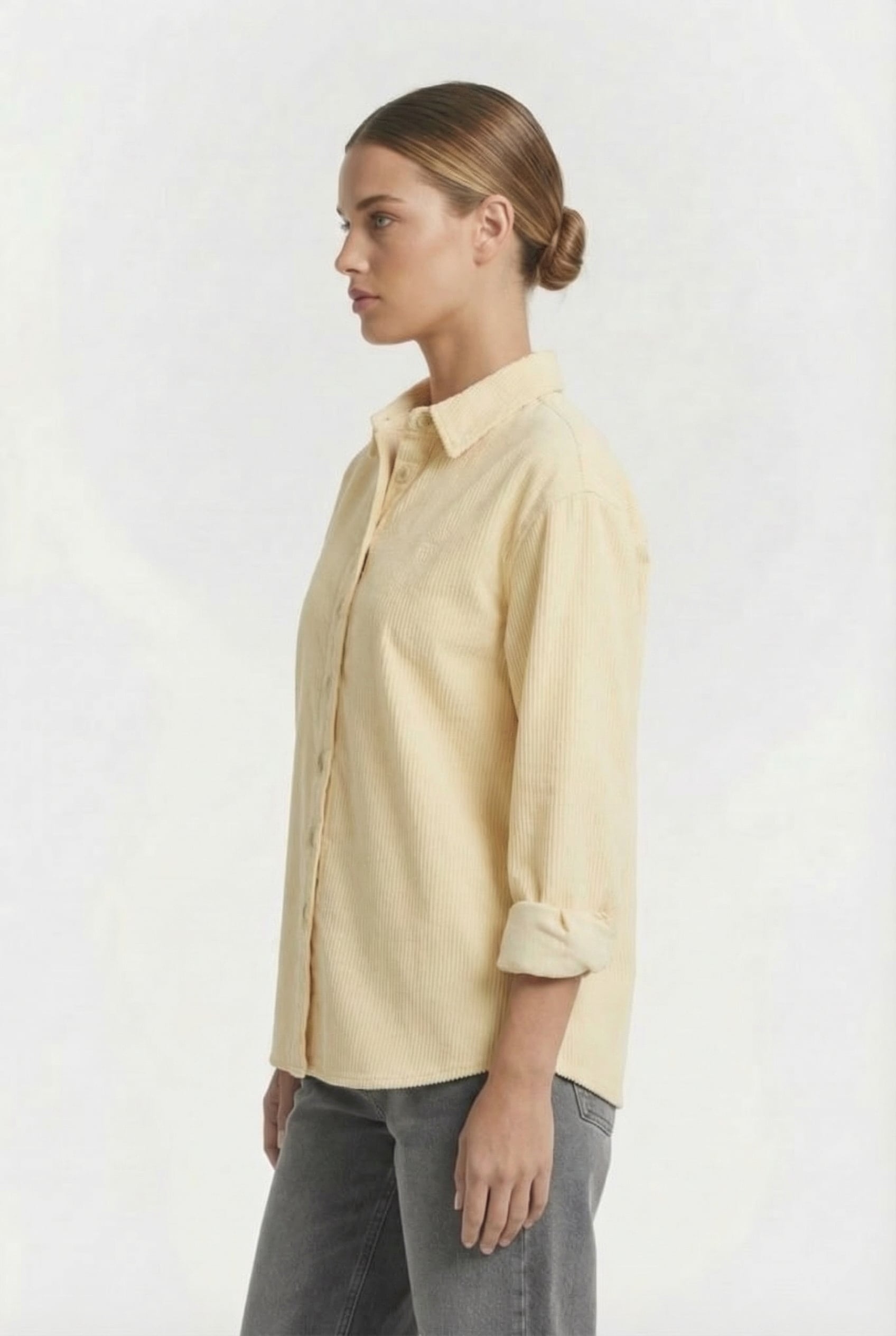 SARA BLOUSE CLOUD CREAM 2