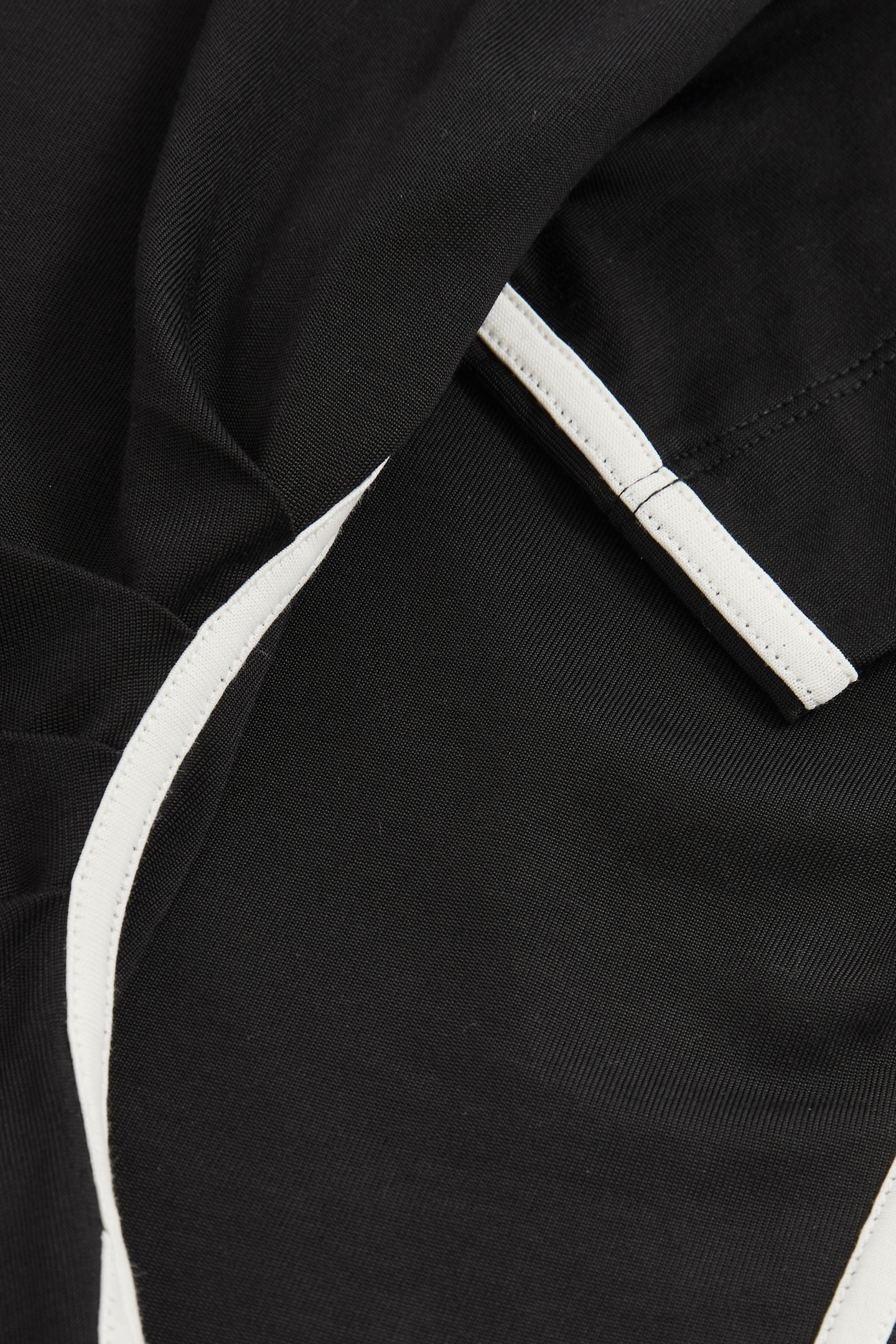 TIPPED CONTRAST TRIM TOP CREAM/BLACK 6