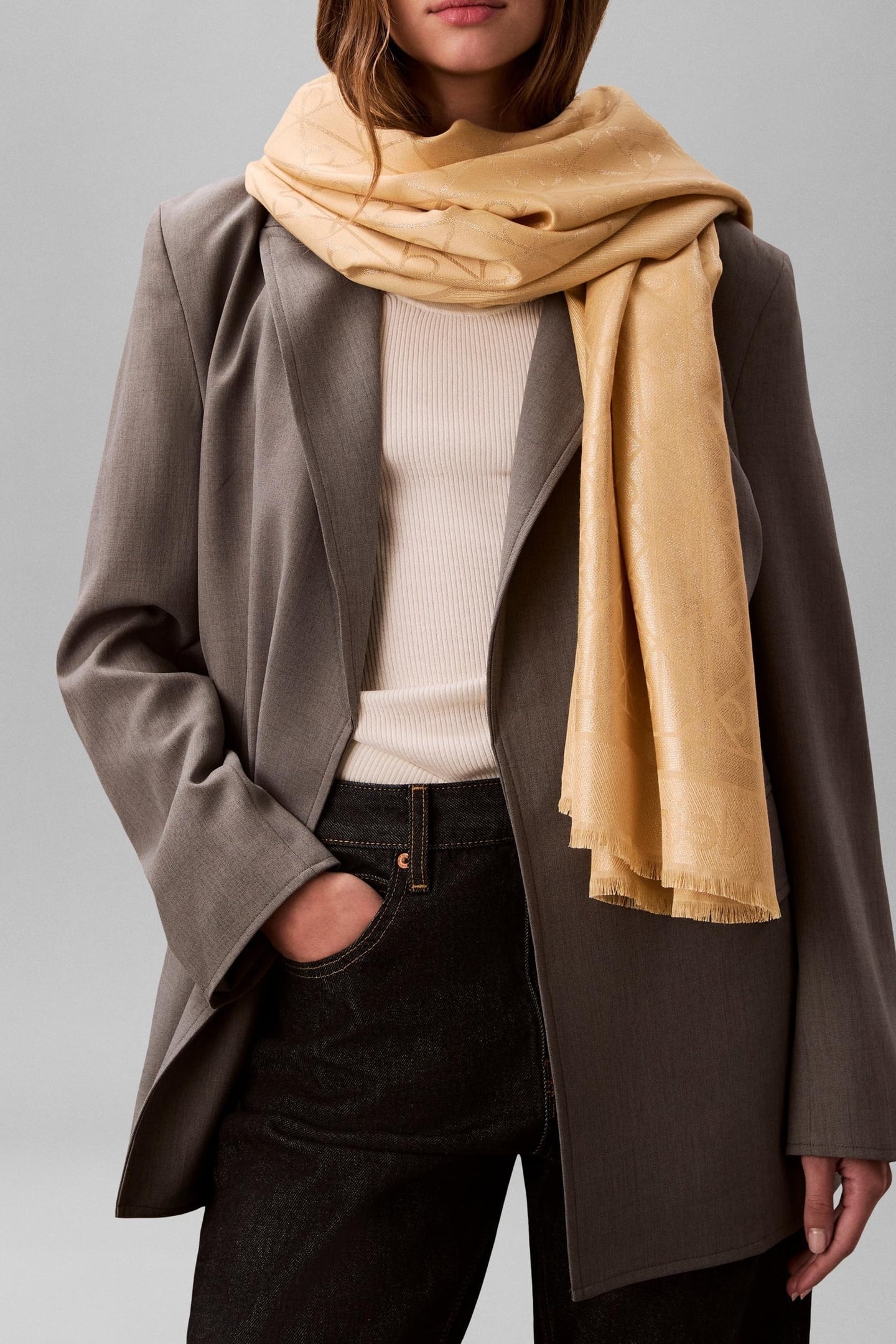 EMBLEM SHINE SIGNATURE SCARF PARSNIP 1