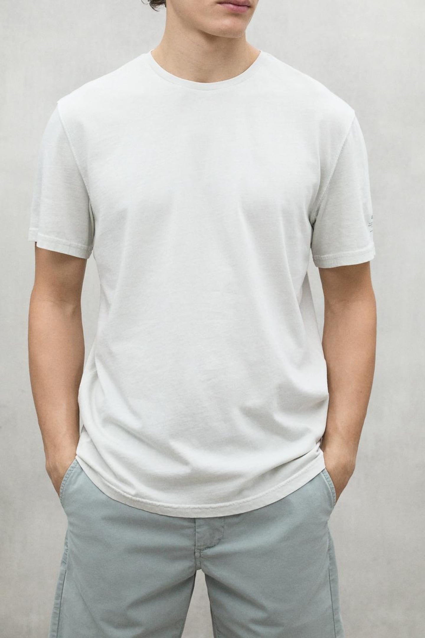 NOWALF T-SHIRT LIGHT GREY 1