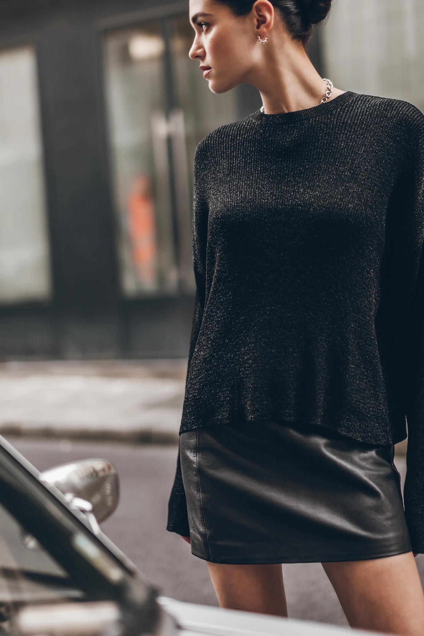 THE BLACK SPARKLY LOOSE KNITTED SWEATER 2