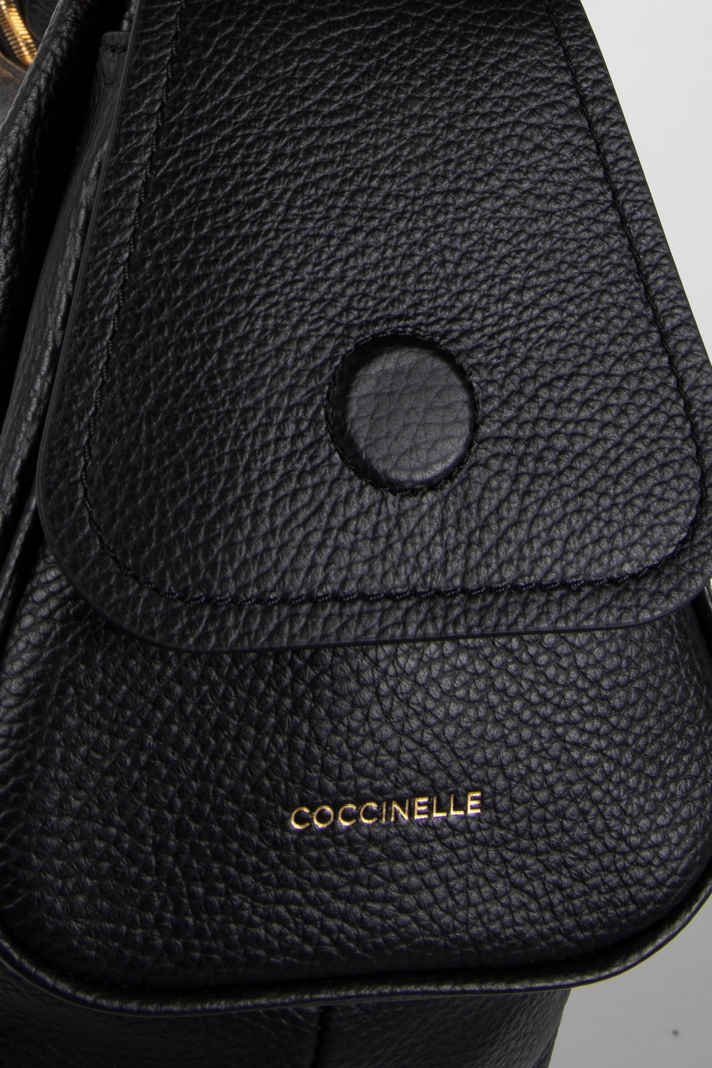 LARGE LEATHER SHOULDER BAG IN BLACK 5