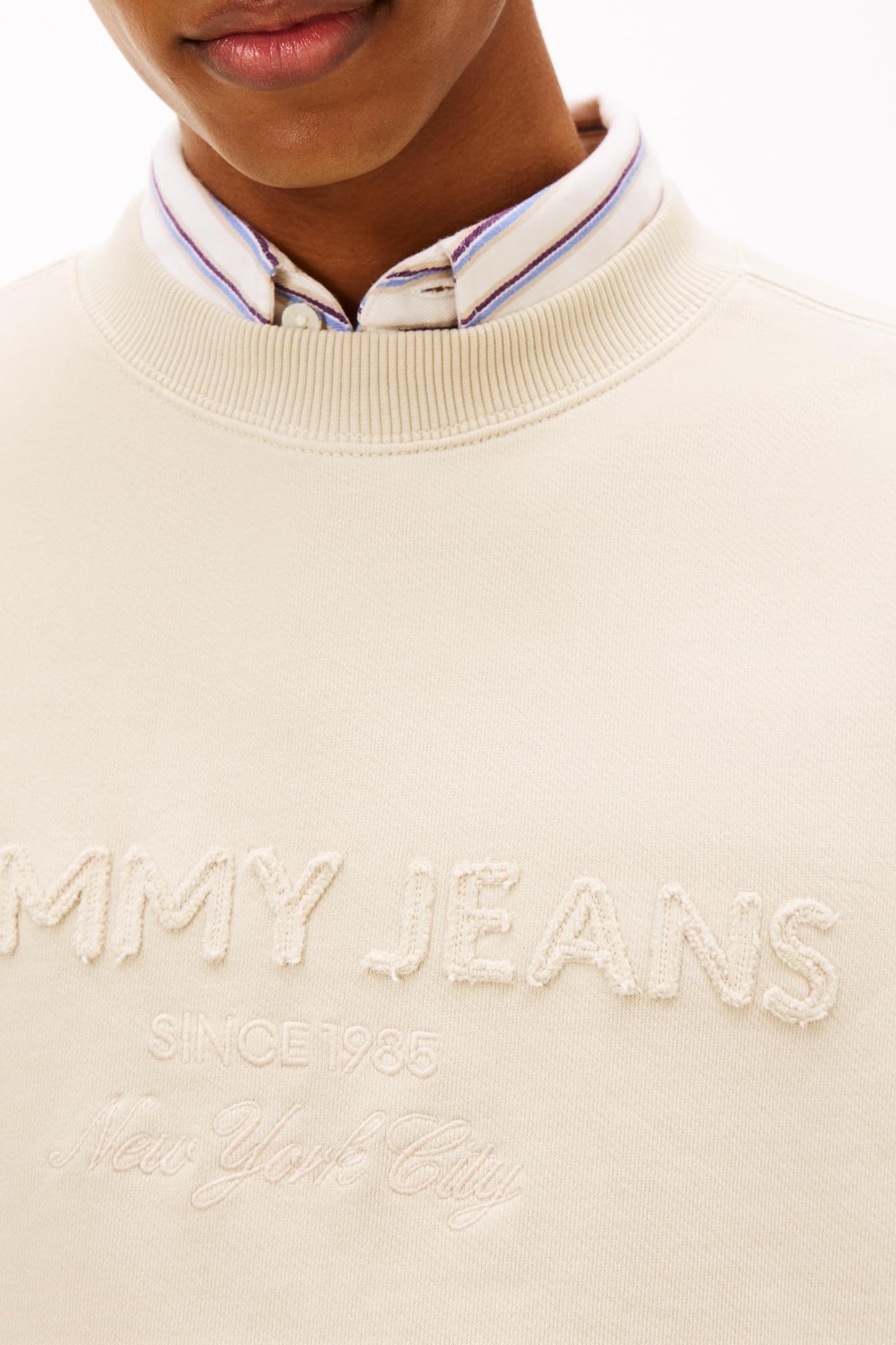 CLASSIC 90S TONAL LOGO WASHED SWEATSHIRT GULF SAND 4