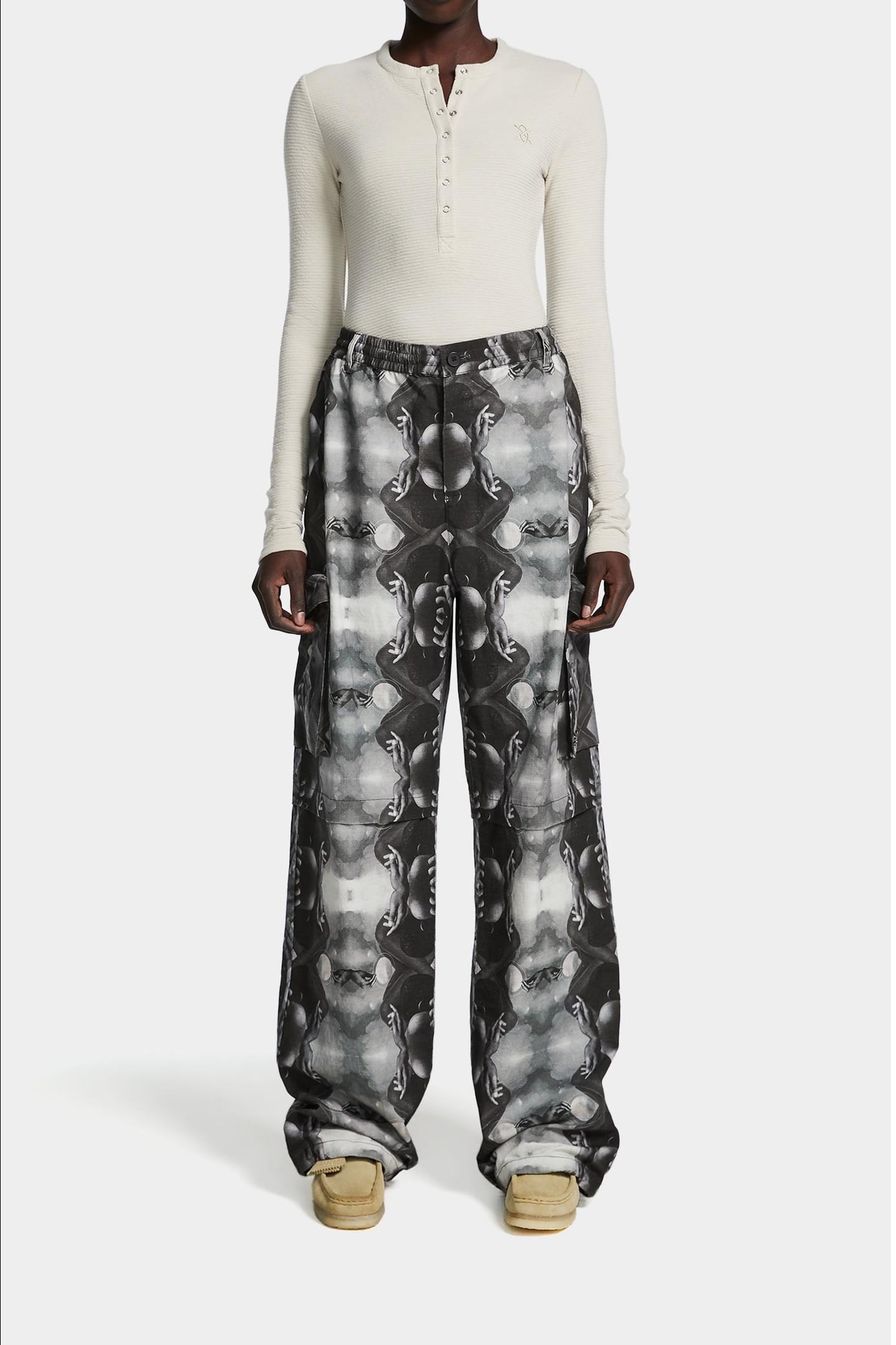 DENISE BUTTON LONG SLEEVE MOONSTRUCK BEIGE 1