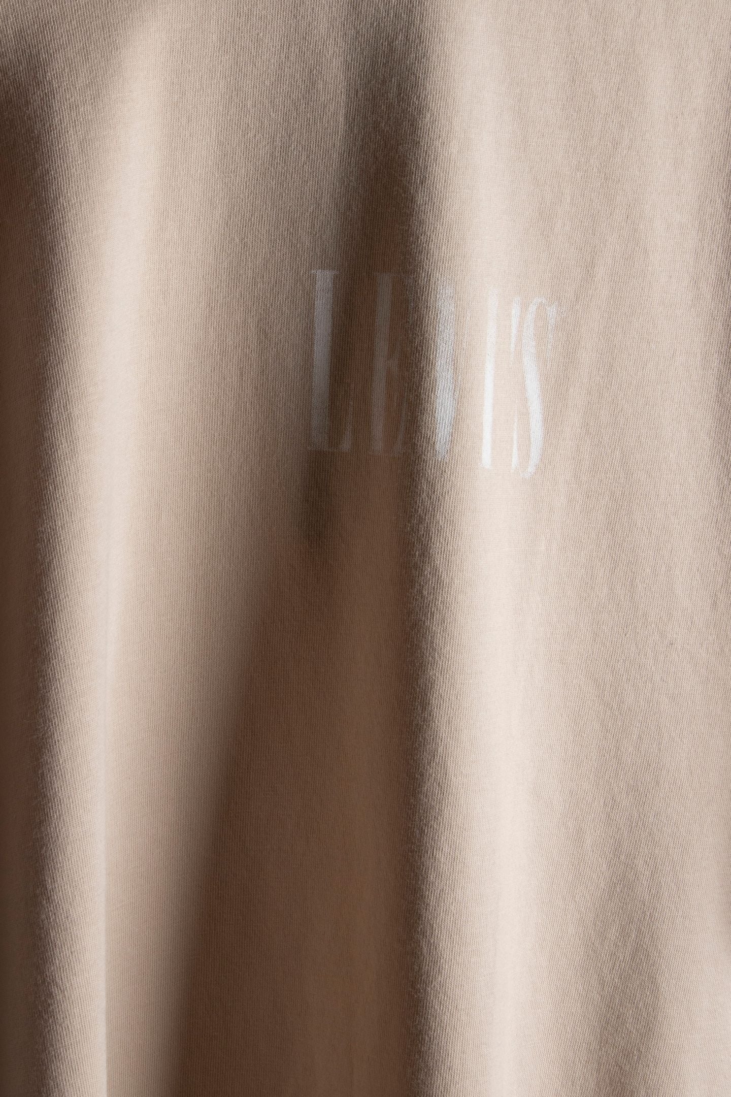 RELAXED FIT TEE DISTRESSED SERIF 4