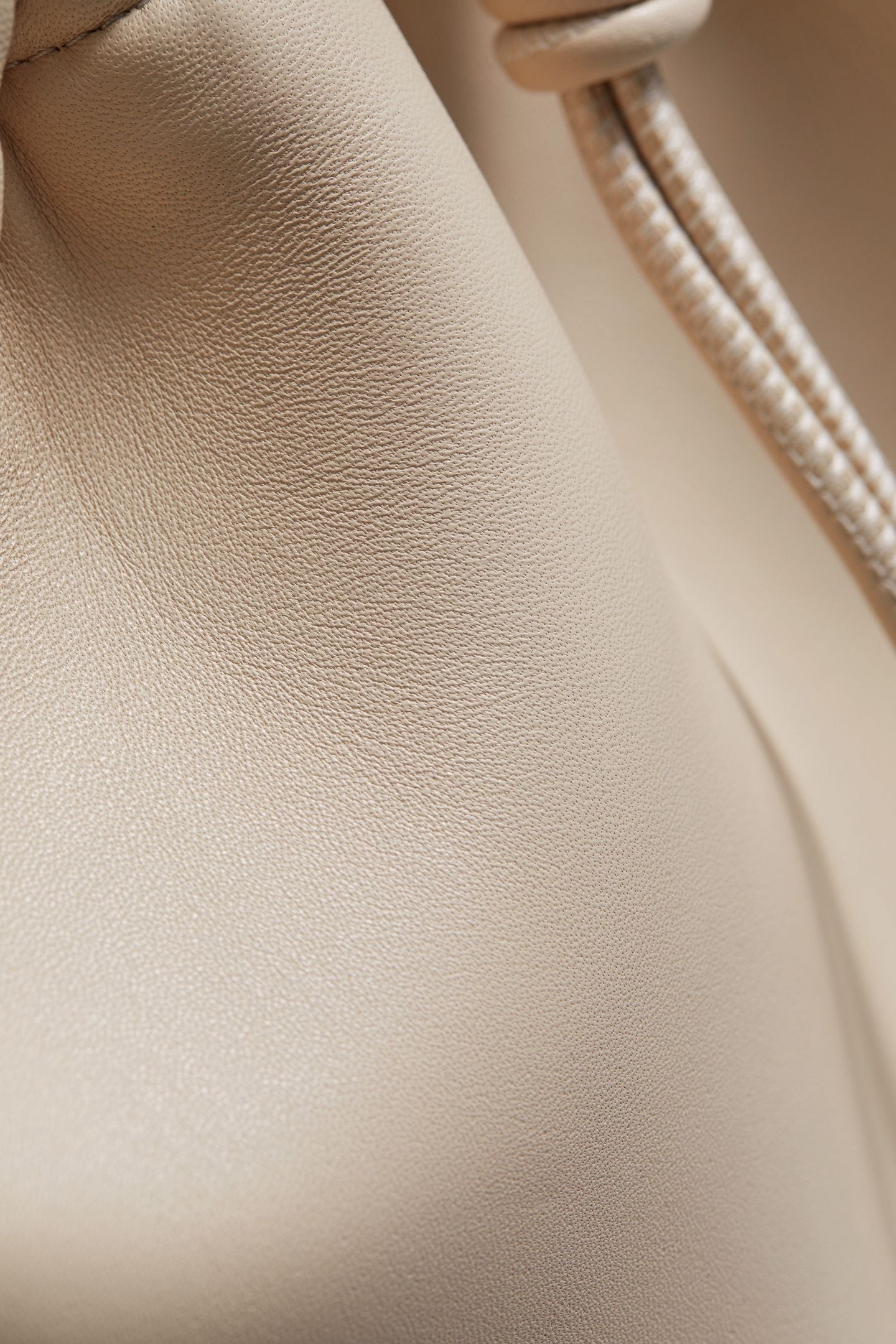 TONI TOTE BAG BEIGE 3