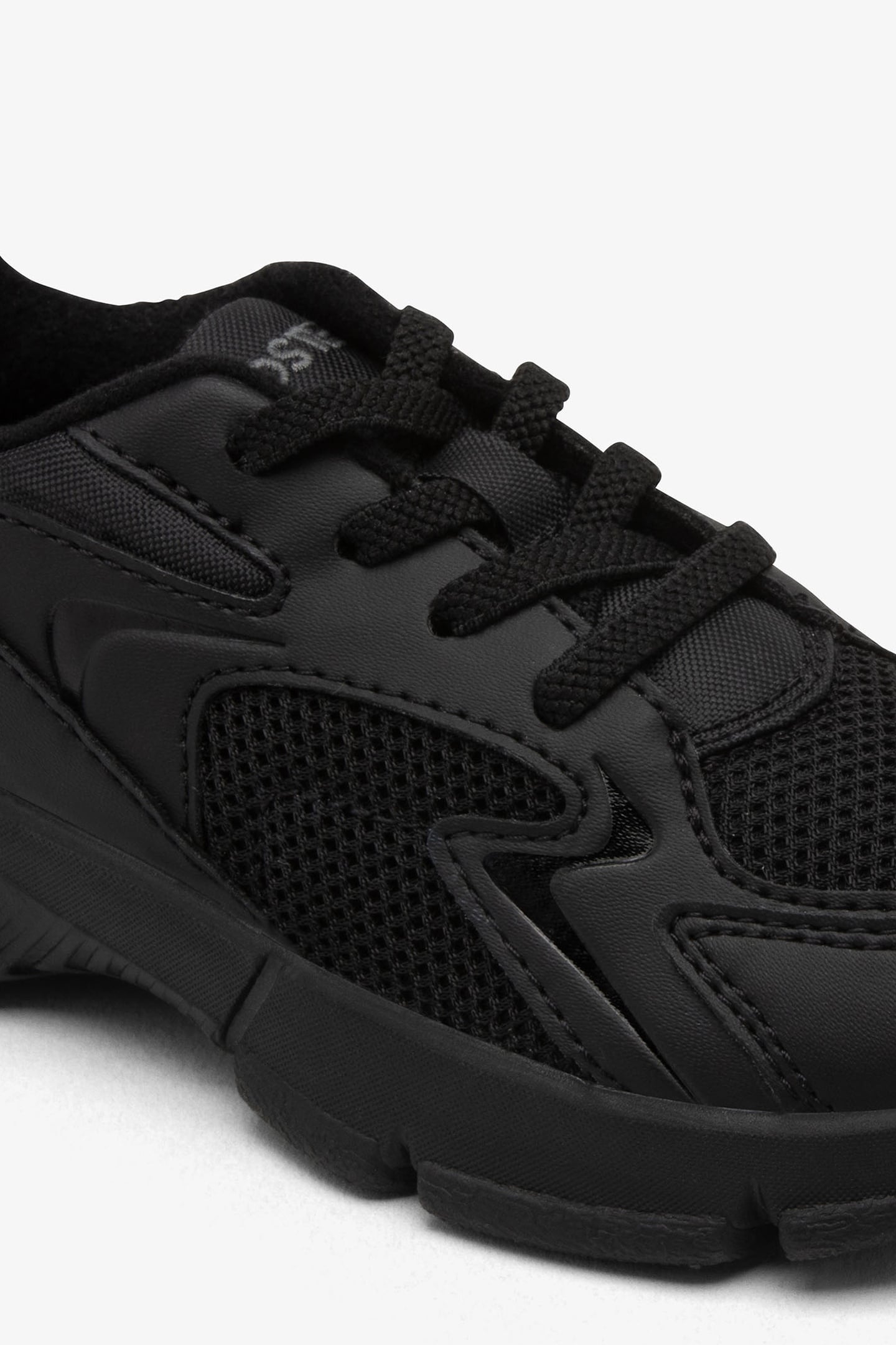 NEO SNEAKER 4