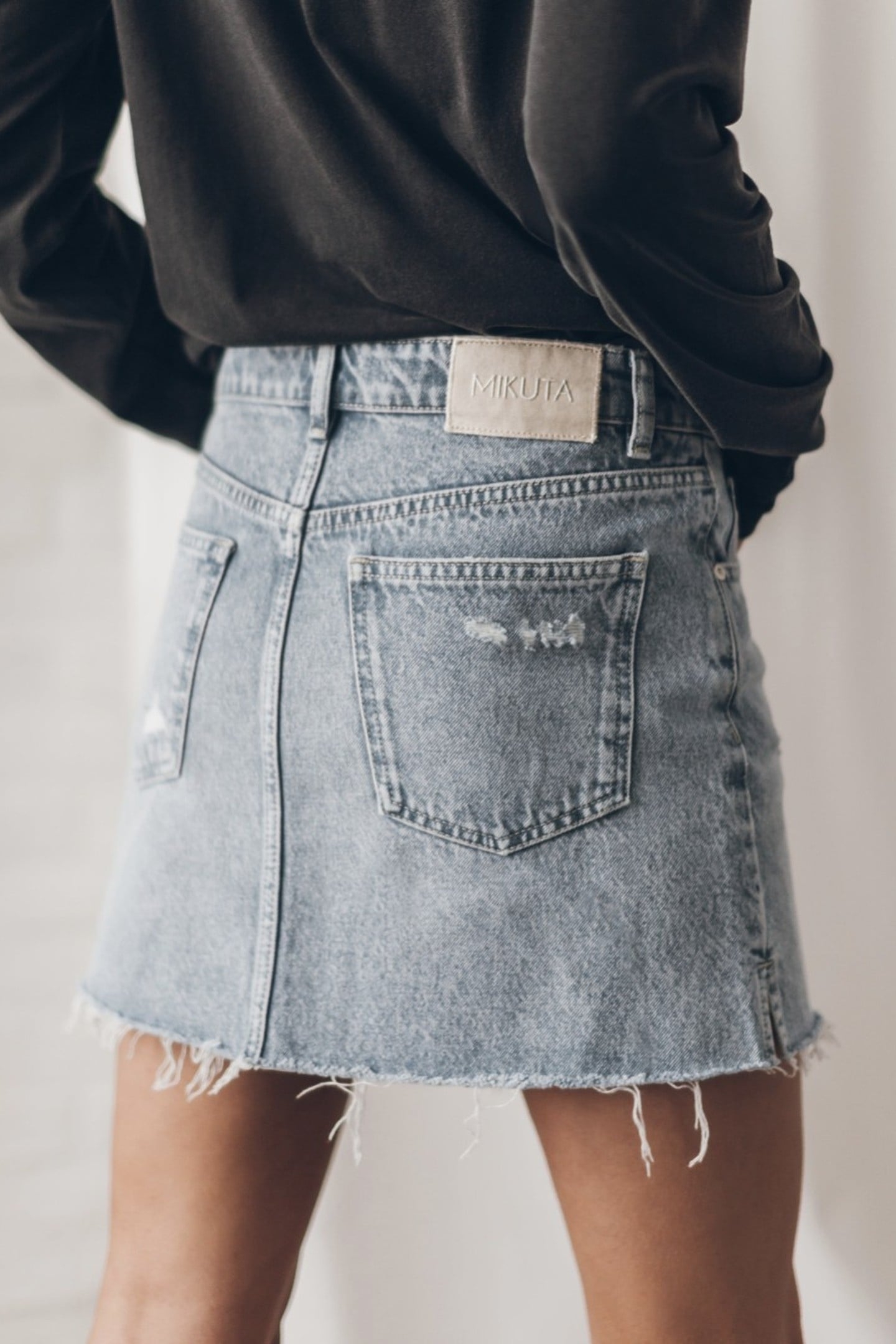 THE BLUE SLIT DENIM SKIRT BLUE 2