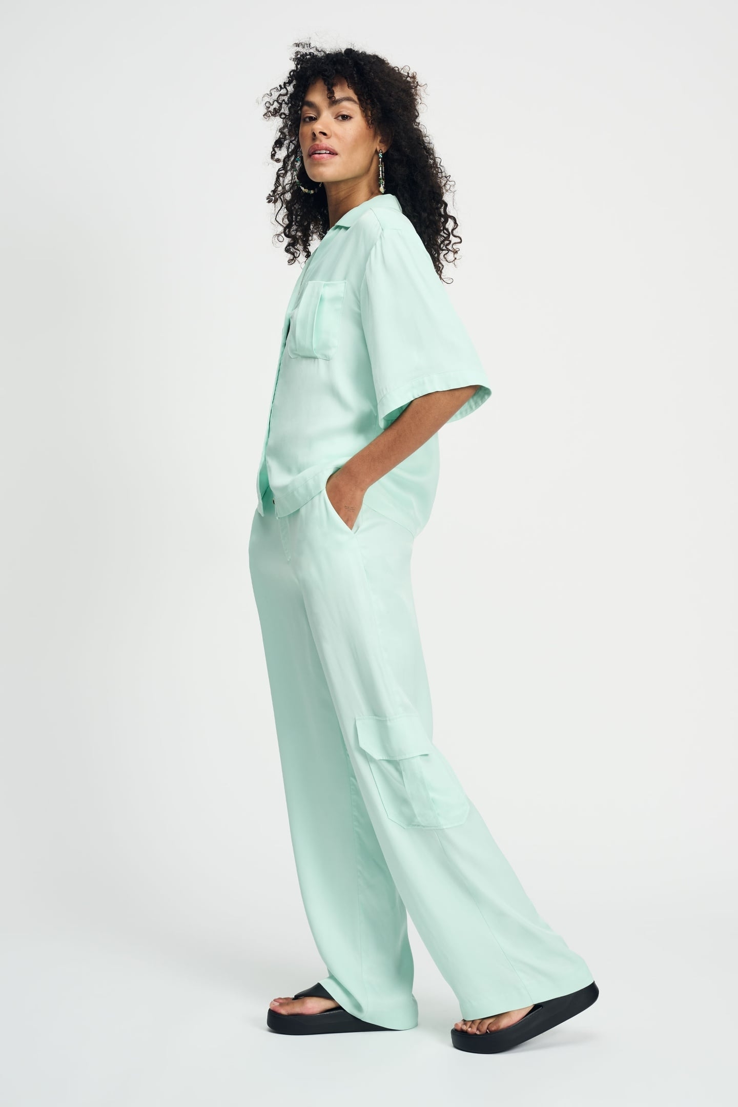 BLOUSE - SATIN FRESH MINT 3