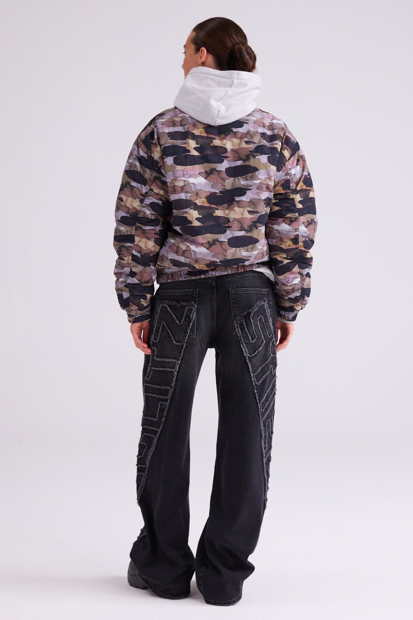 CARMELO BOMBER BROWN 5