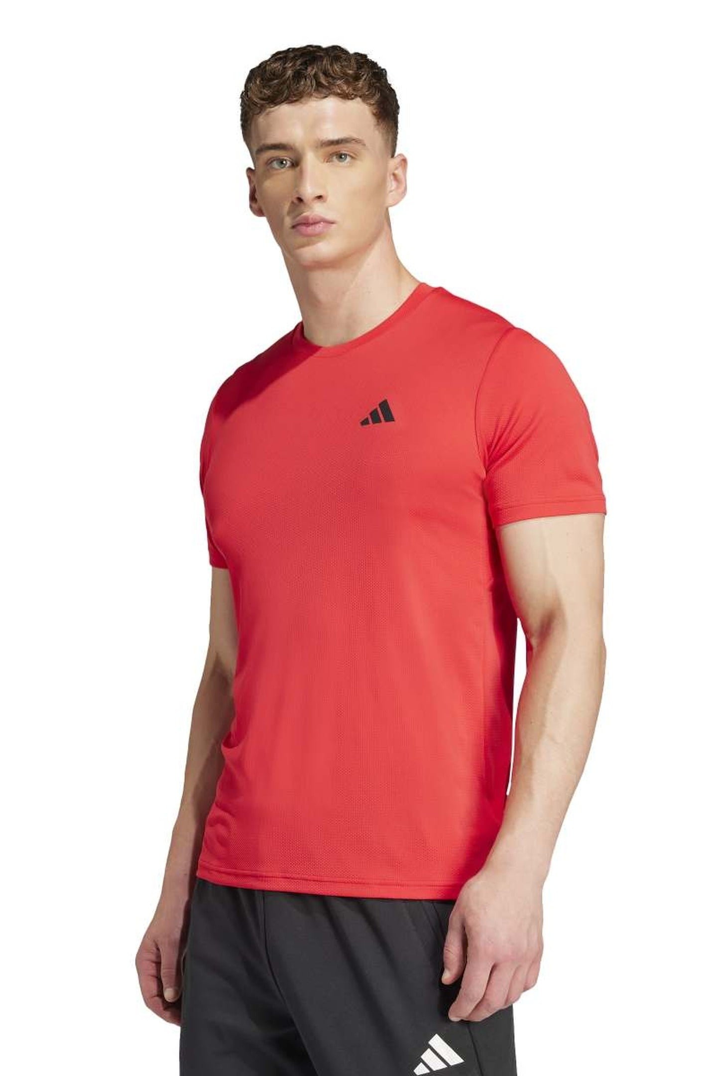 PERFORMANCE UNISEX TRAIN ESSENTIALS TRAINING T-SHIRT 1