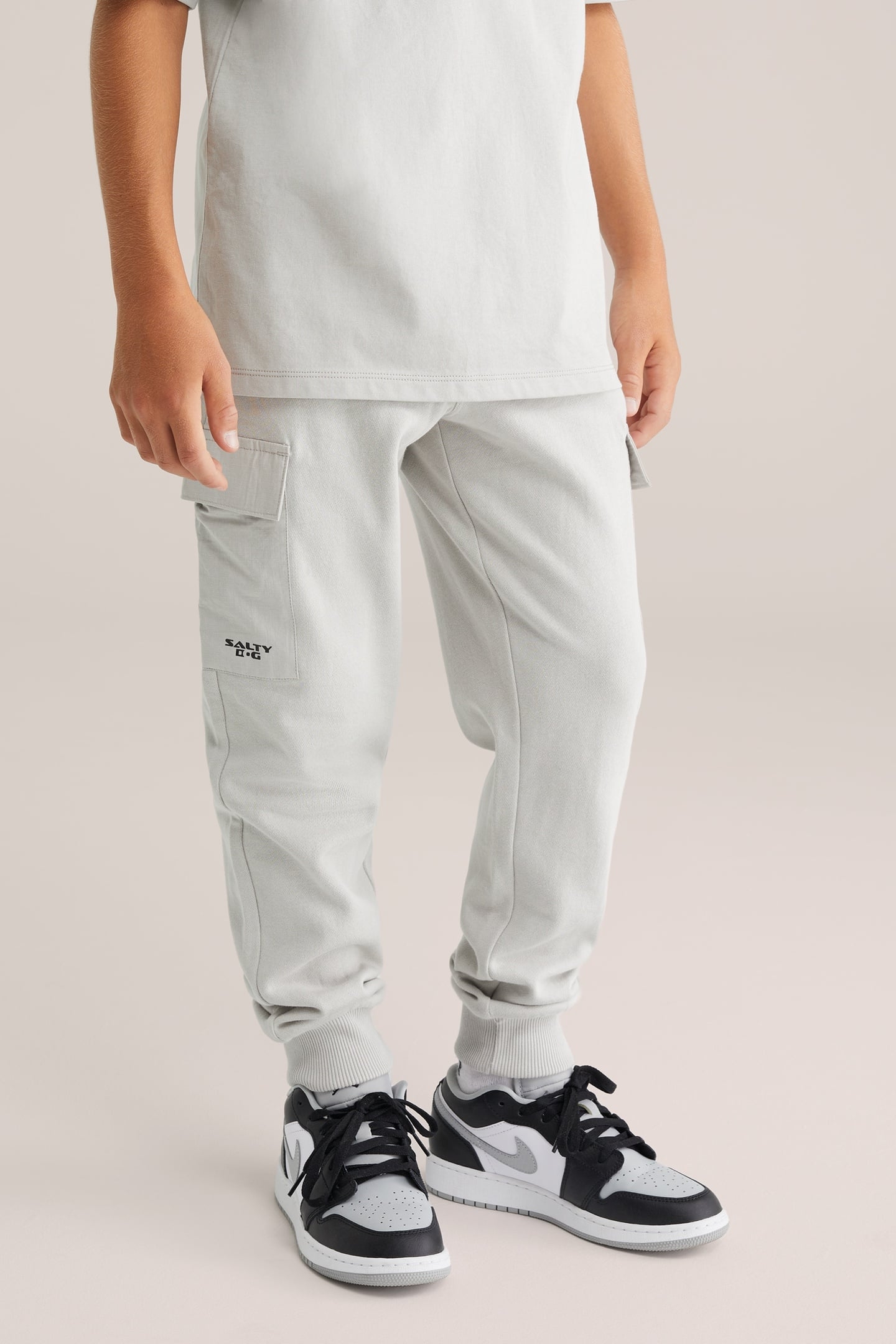 JOGGING PANTS LIGHT GREY 2