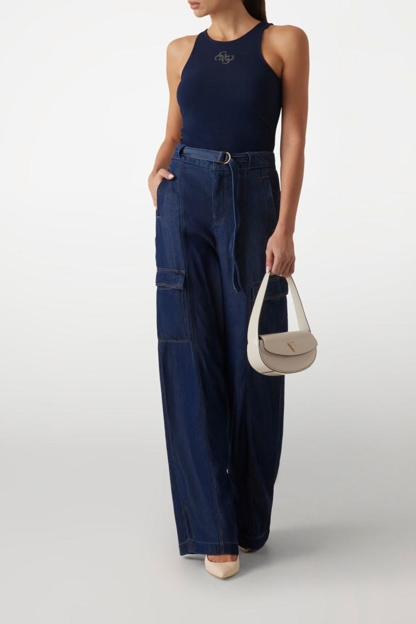 GUESS ECO NEW SL ROUND NK GUEN BLACKENED BLUE 2