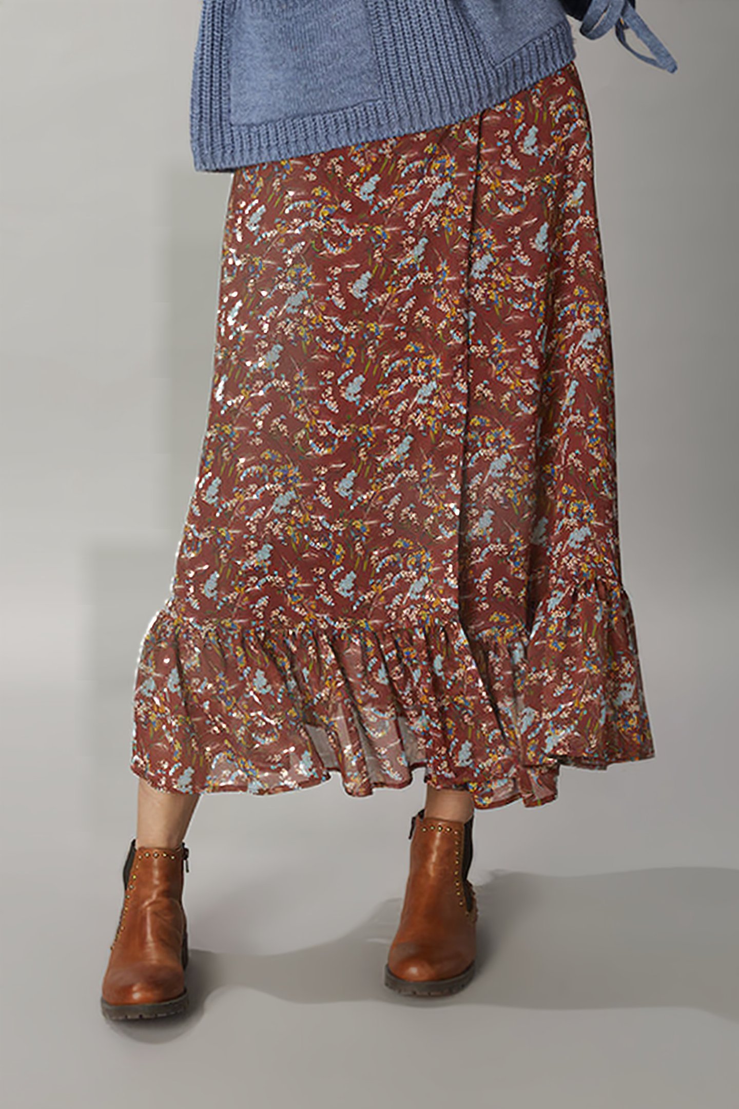 LONG SKIRT WITH VOLANT BROWN 2