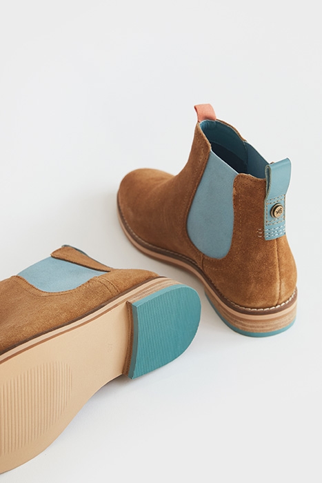 FLORA SUEDE CHELSEA BOOT MID TAN 4