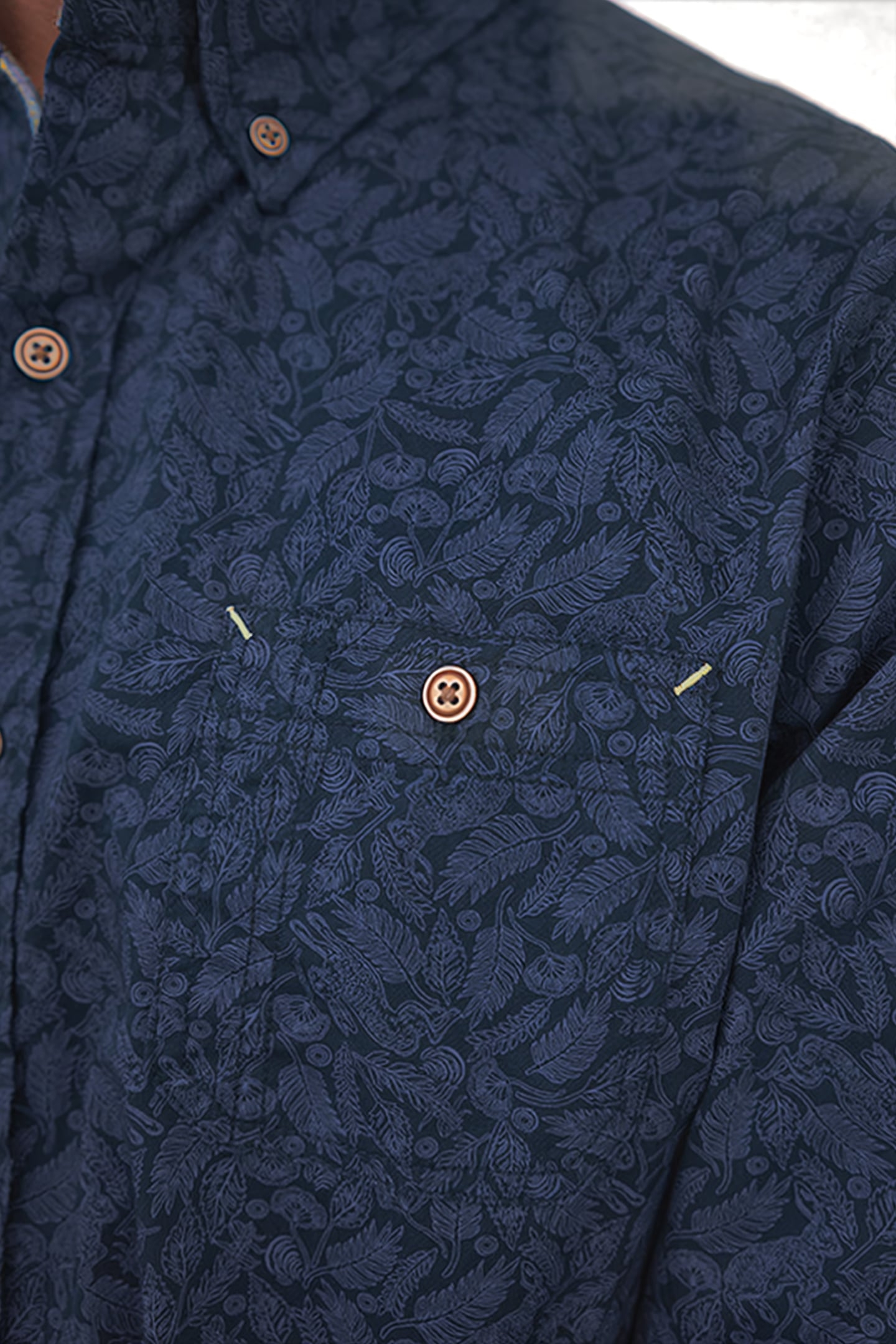 HARE PRINT SHIRT NAVY MULTI 4