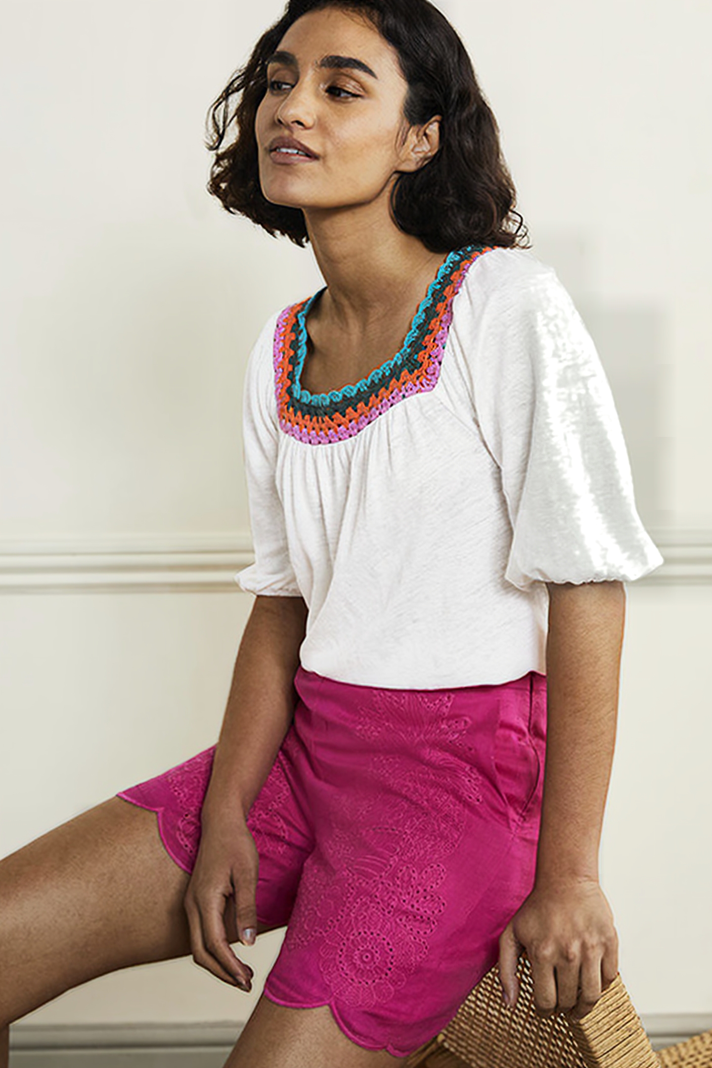 CROCHET TRIM PUFF SLEEVE TOP WHT 2