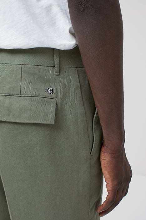 MEN NASSAU STRAIGHT PANTS OLIVE GREEN 4