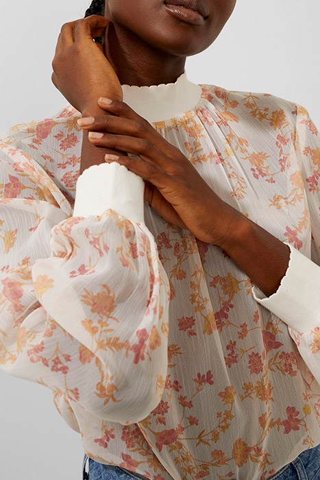 DIANA CRINKLE LONG SLEEVE TOP WHITE 3