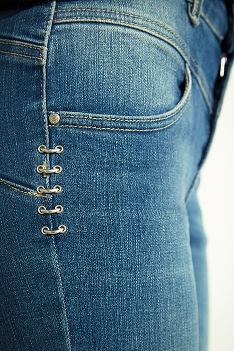 BLUE PIERCED SCULPT-UP MID-WAIST SLIM JEANS 5