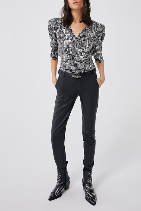 BLACK AND WHITE OPTIC CHECKERBOARD PRINT BLOUSE 3