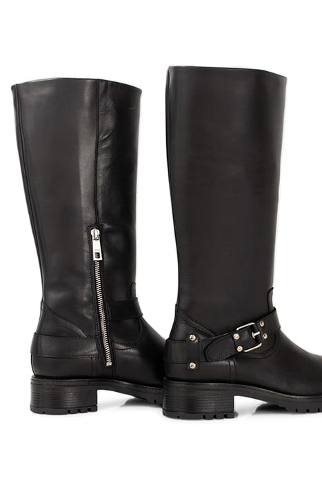 BLACK LEATHER BIKER-STYLE BOOTS WITH LUGGED SOLE 4
