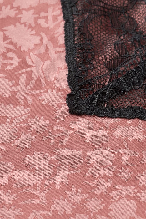 CAMISOLE WITH BLACK LACE DETAIL WEATHERED PINK 7