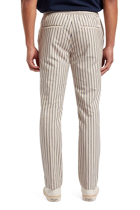 WARREN - STRAIGHT FIT YARN-DYE WHITE NAVY RED STRIPE 2