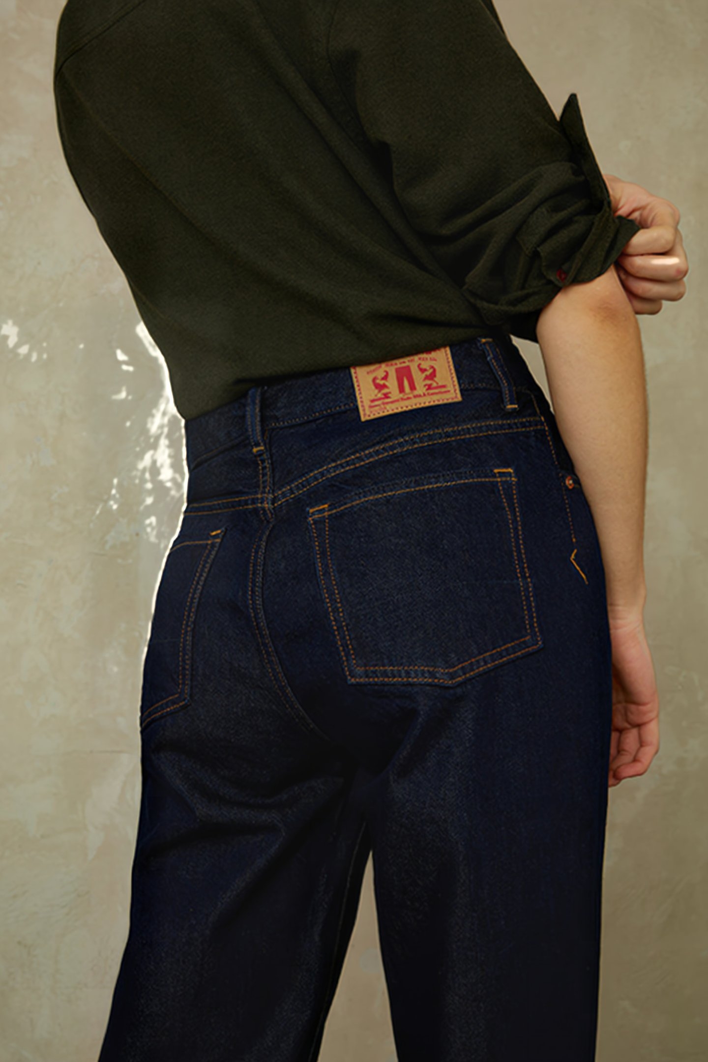 CAROLINE CROPPED CLEAN BLUE RINSE 5