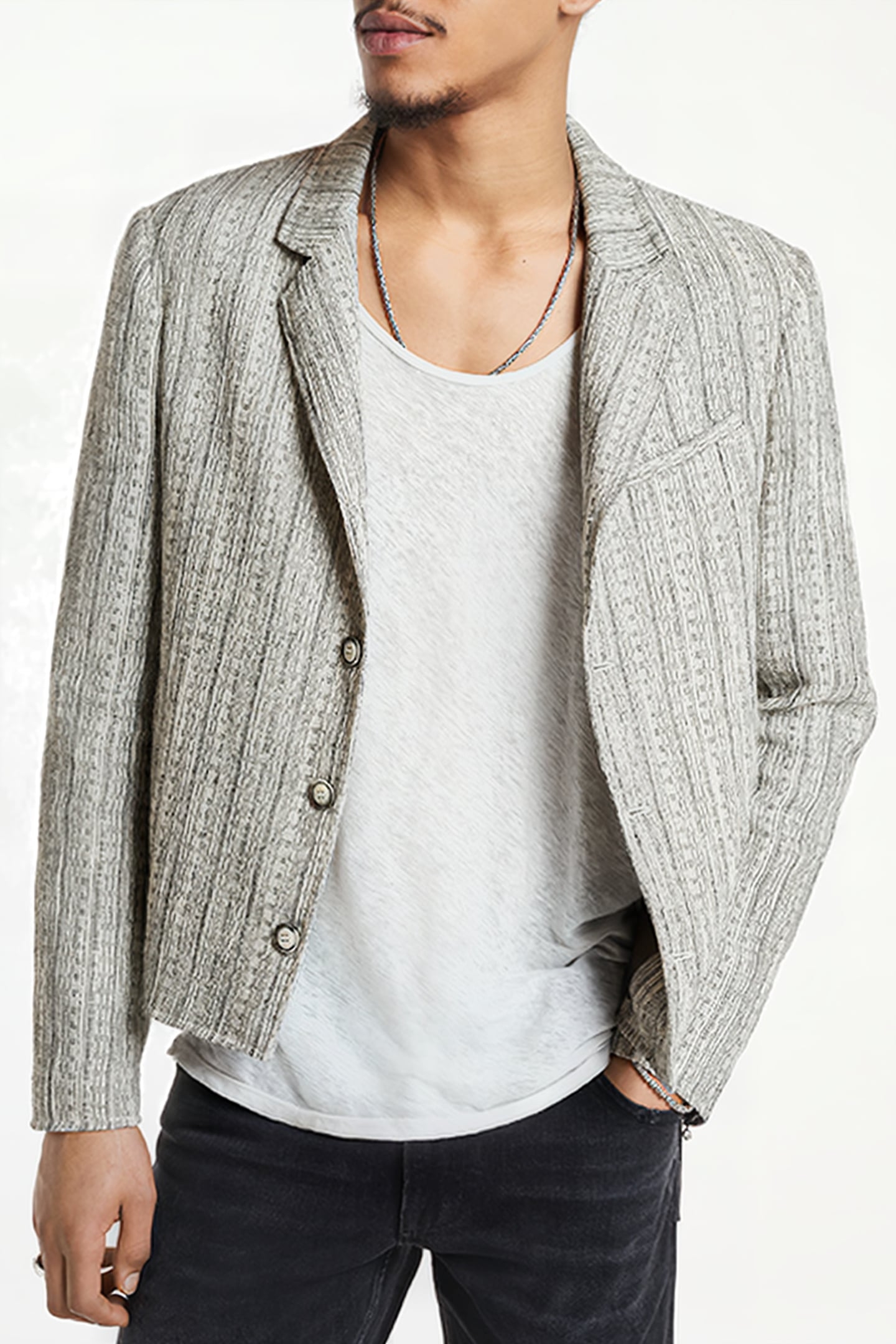 SHORT JACKET WITH WELT CHEST PKT ANGLED BLACK/WHITE 1