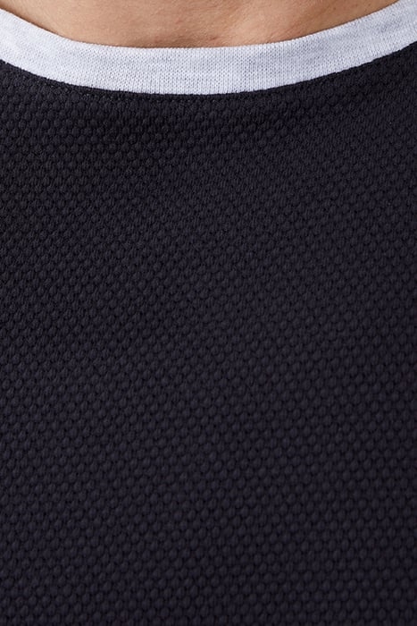 LS POPCORN CREW NECK BLACK 4