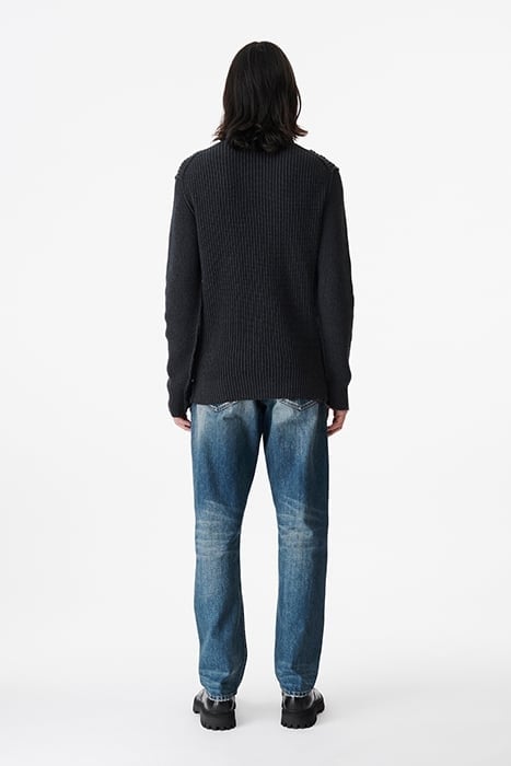 JOKOL SWEATER IN BLACK 3