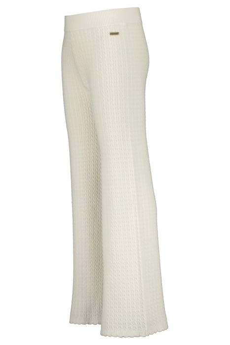 SILKIE MACROON WHITE 3