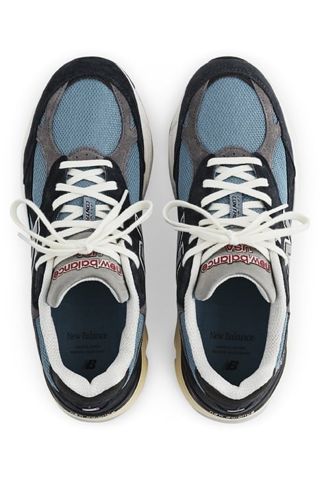 M990TE3 SNEAKERS IN NAVY 3